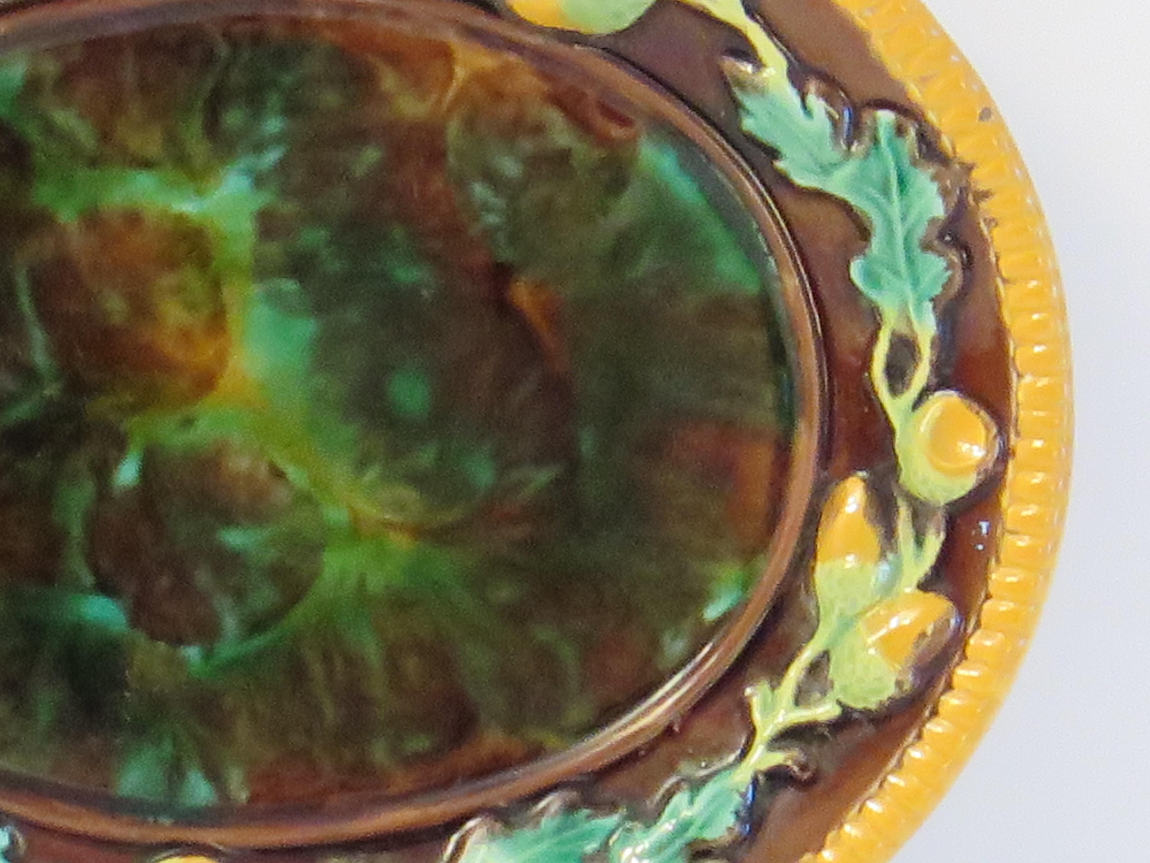 George Jones Majolica Oval Dish or Platter fully marked, Circa 1868 In Good Condition For Sale In Lincoln, Lincolnshire
