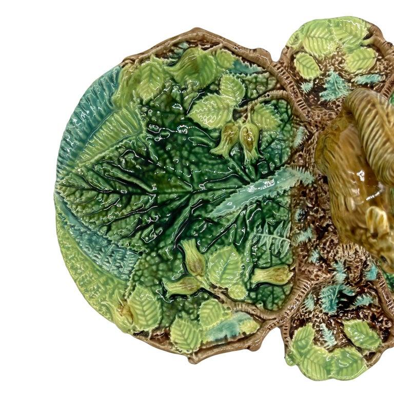 George Jones Majolica Rustic Server, Squirrel with Nut, English, ca. 1873 For Sale 1