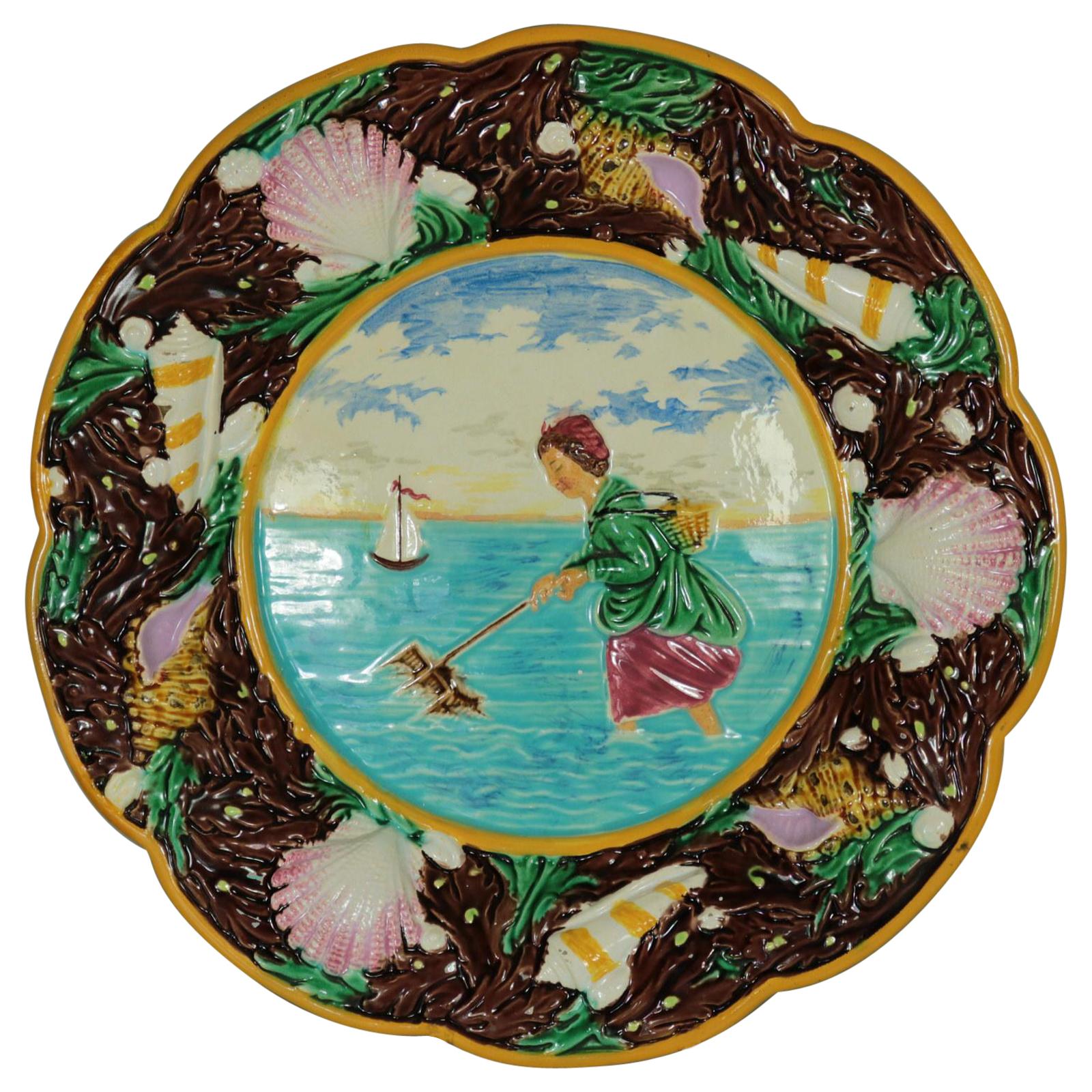 George Jones Majolica Shrimper Plate For Sale