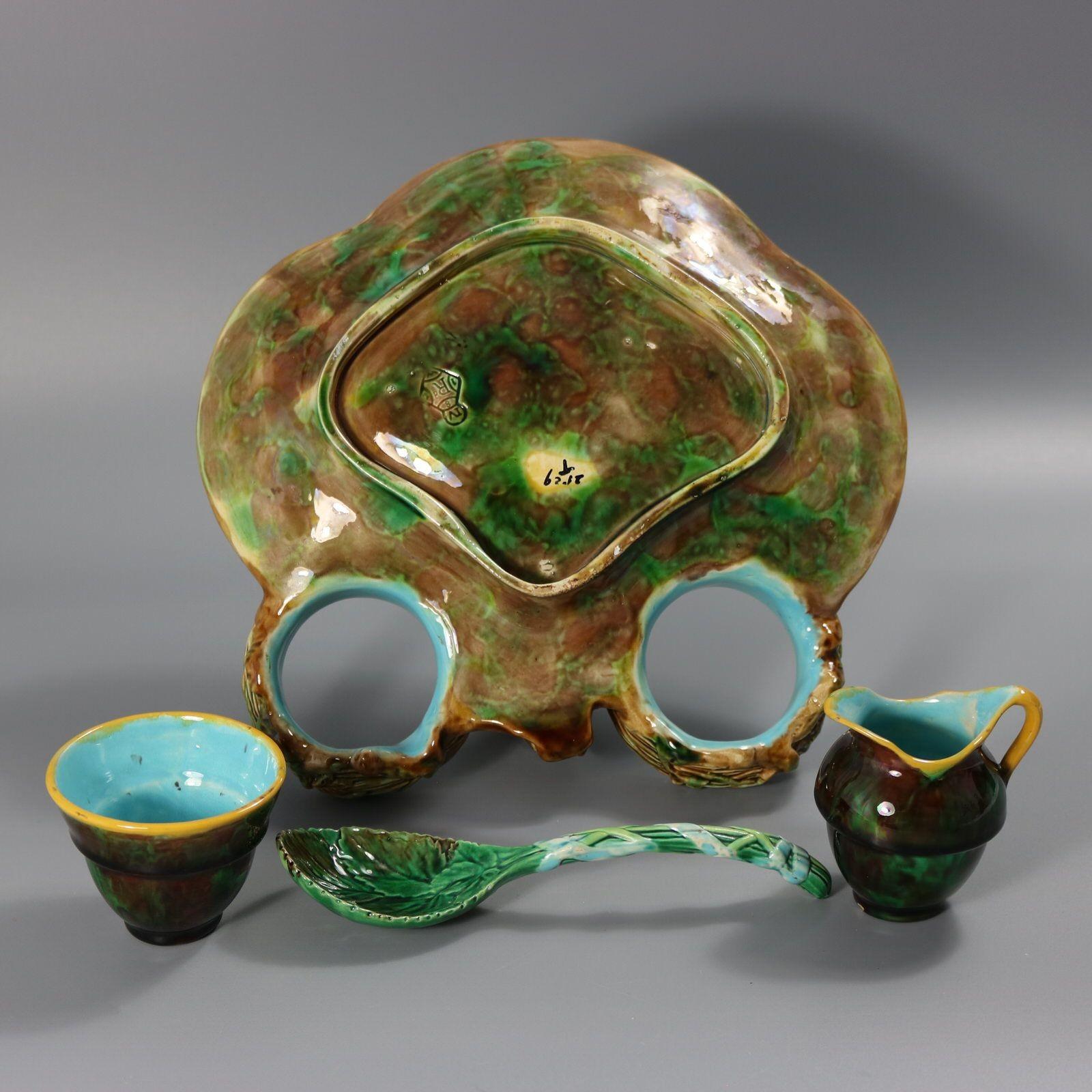 George Jones Majolica Strawberry Serving Set with Bird 6