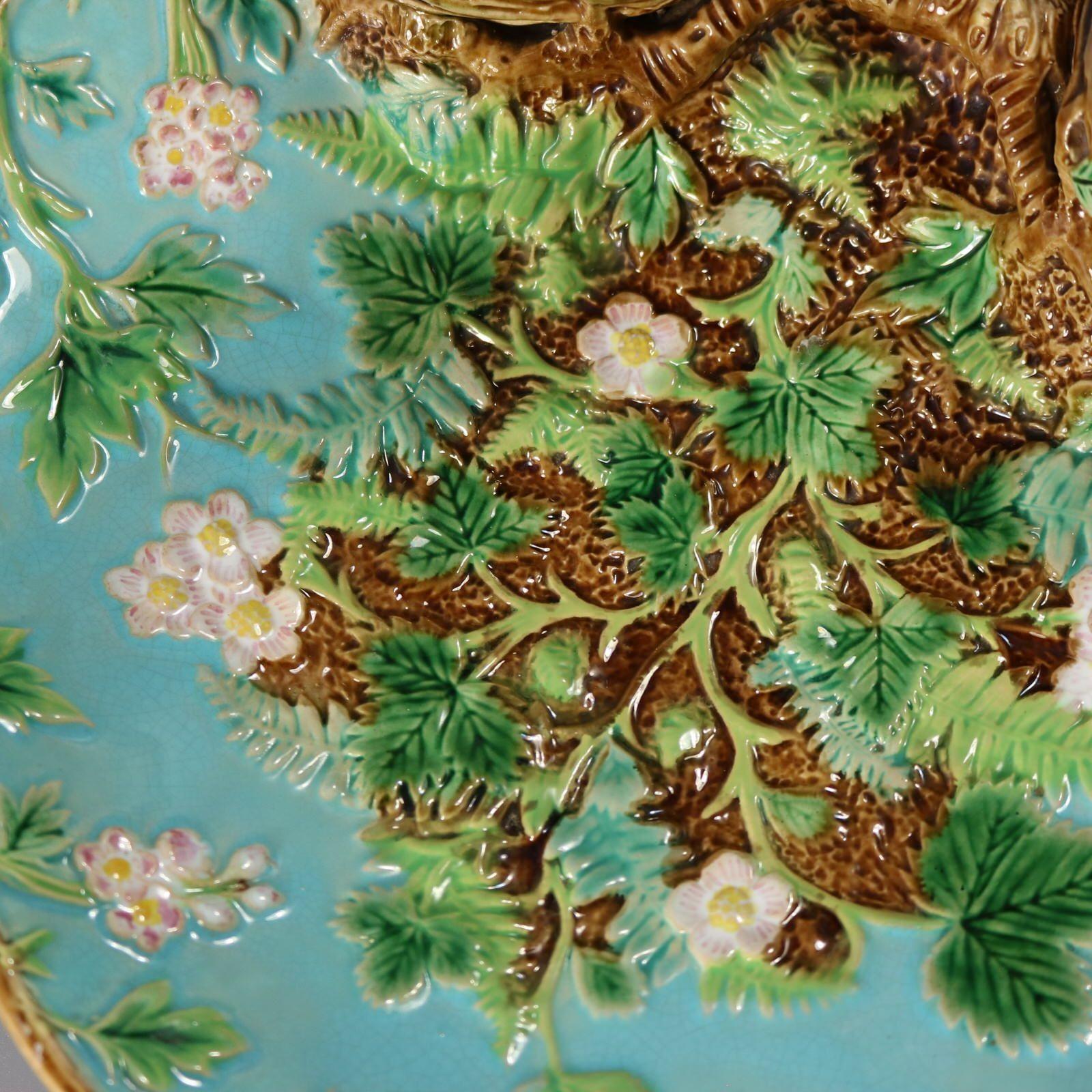 George Jones Majolica Strawberry Serving Set with Bird 11