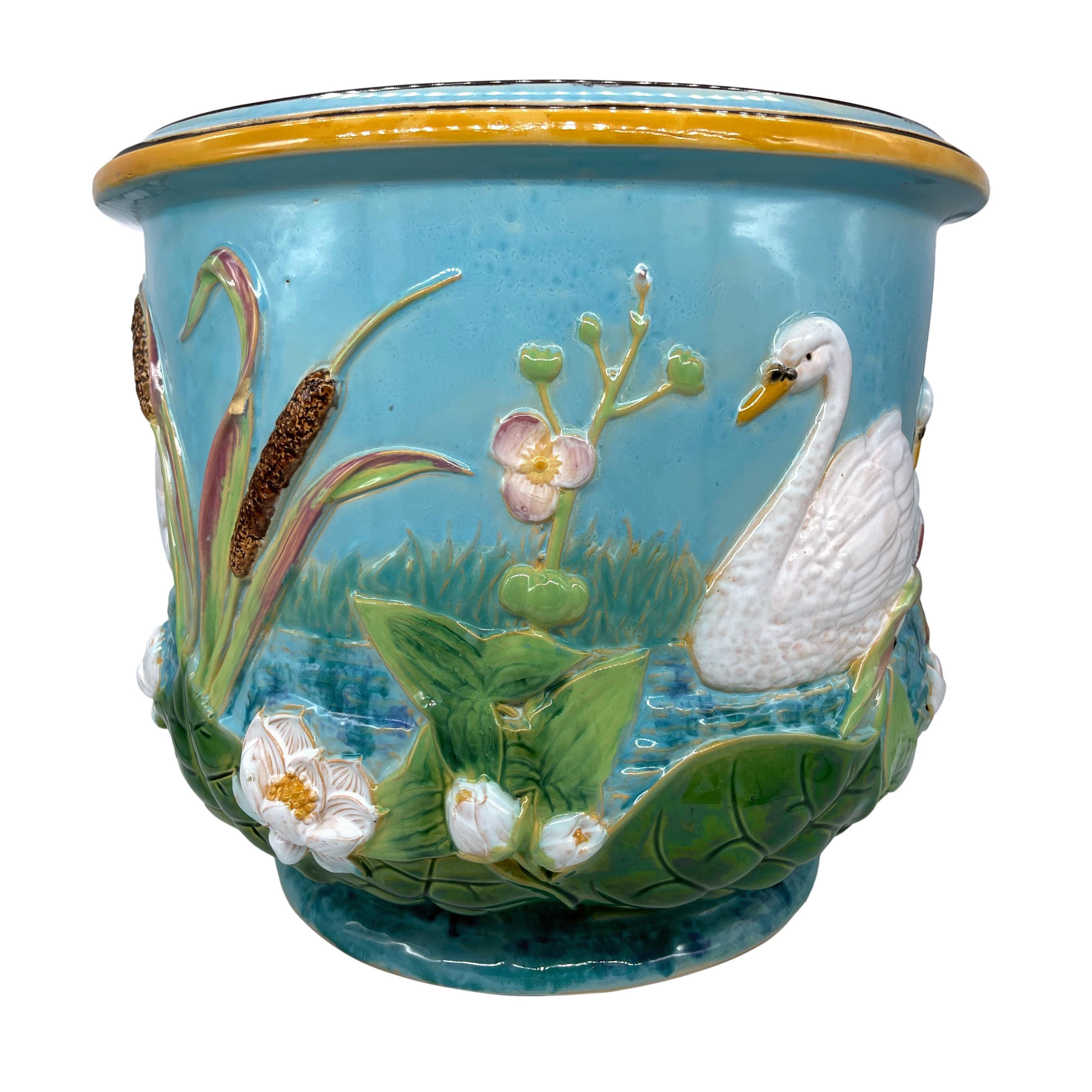 George Jones Majolica Swans Jardinière, Water Lilies, Cattails, English, c.1875 In Good Condition In Banner Elk, NC