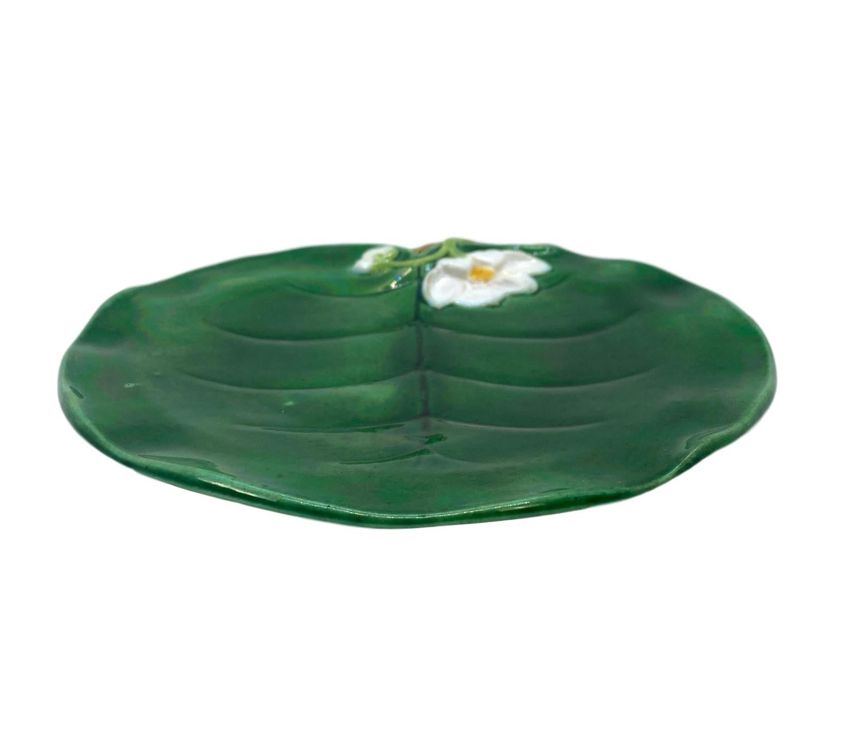 Victorian George Jones Majolica Water Lily Plate in Lush Shades of Green, English, 1877