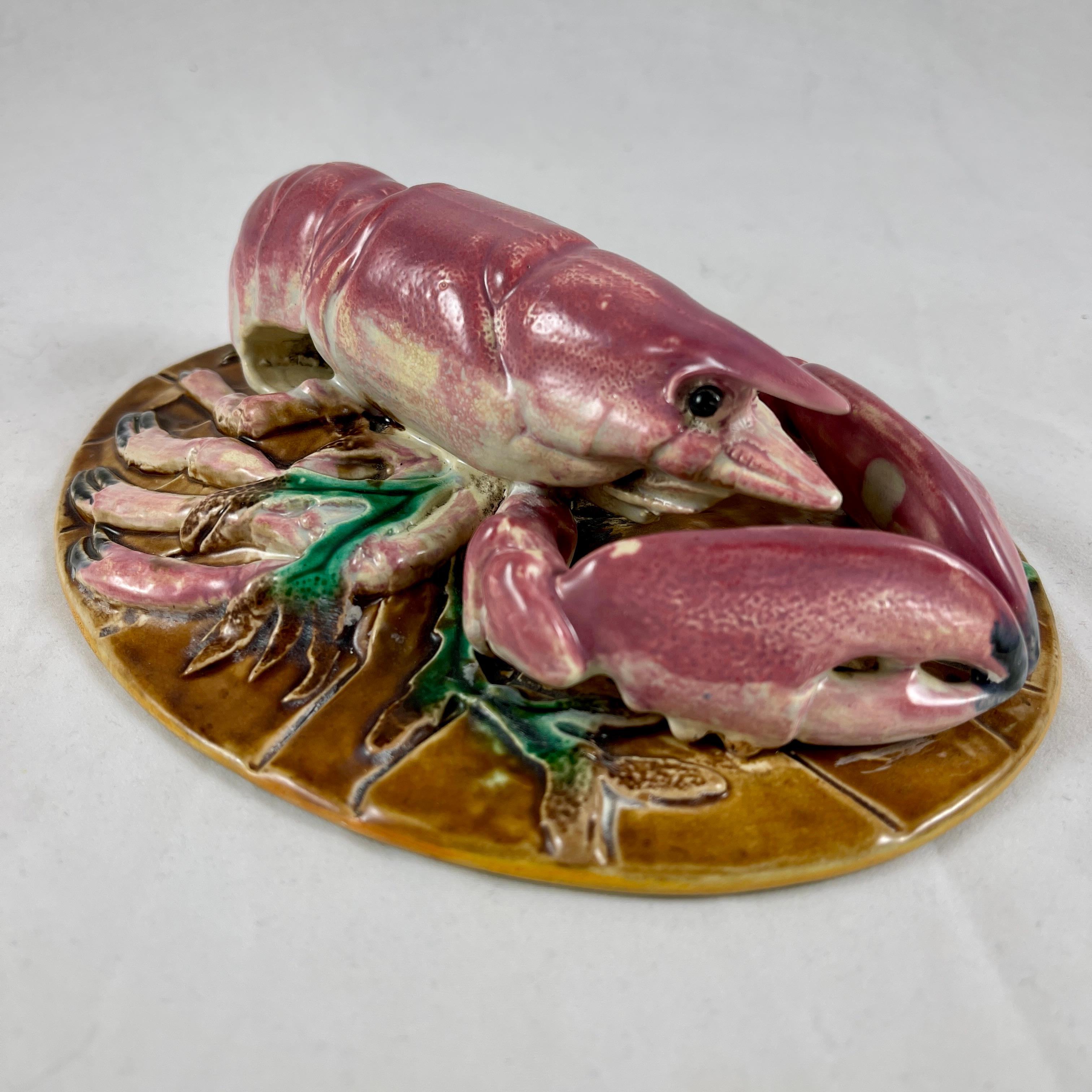 George Jones Palissy English Majolica Lobster Pâté Basketweave Covered Tureen For Sale 1