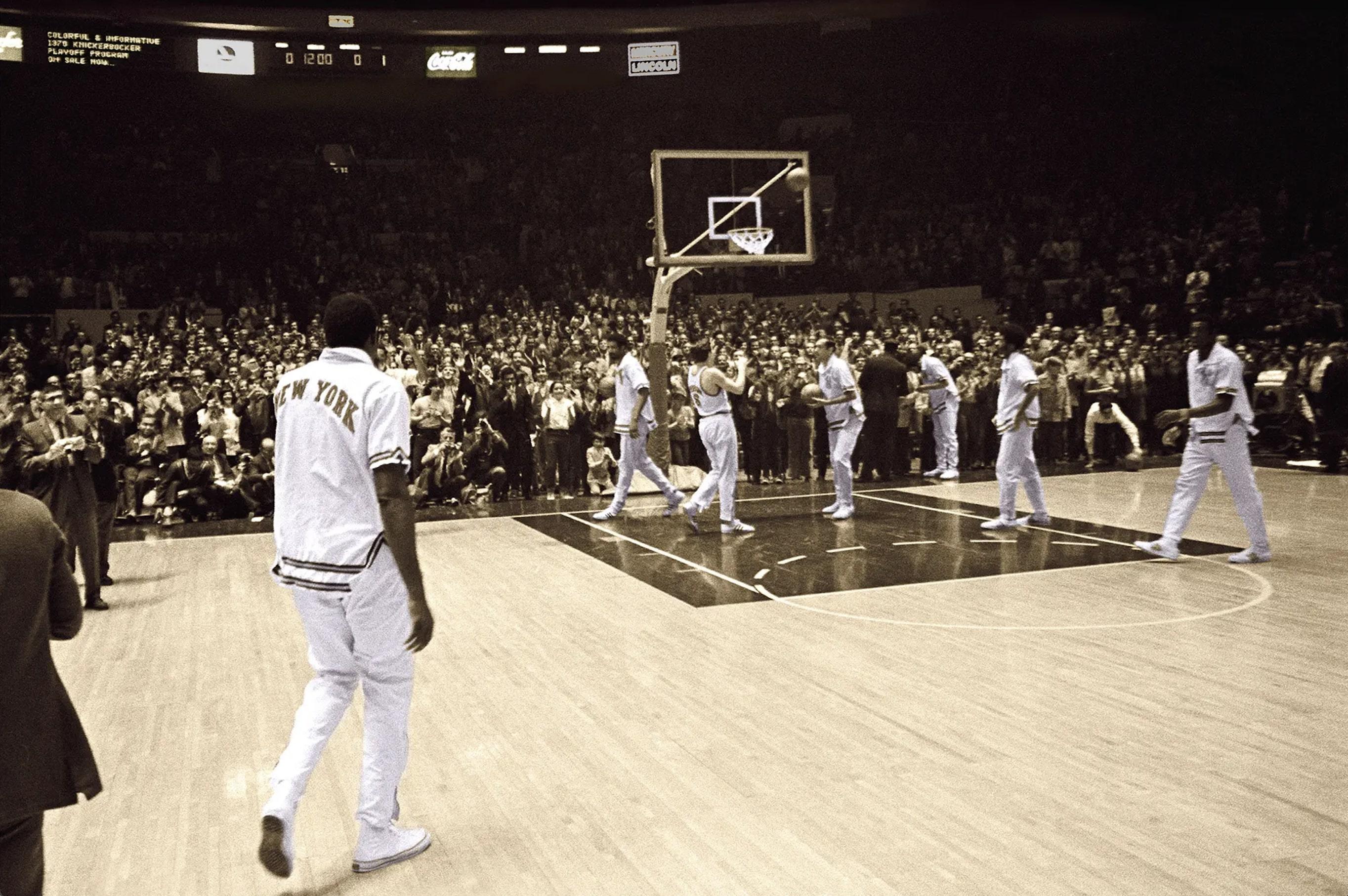 Color Photograph di George Kalinsky - Il ritorno del capitano, Willis Reed, 8 maggio 1970