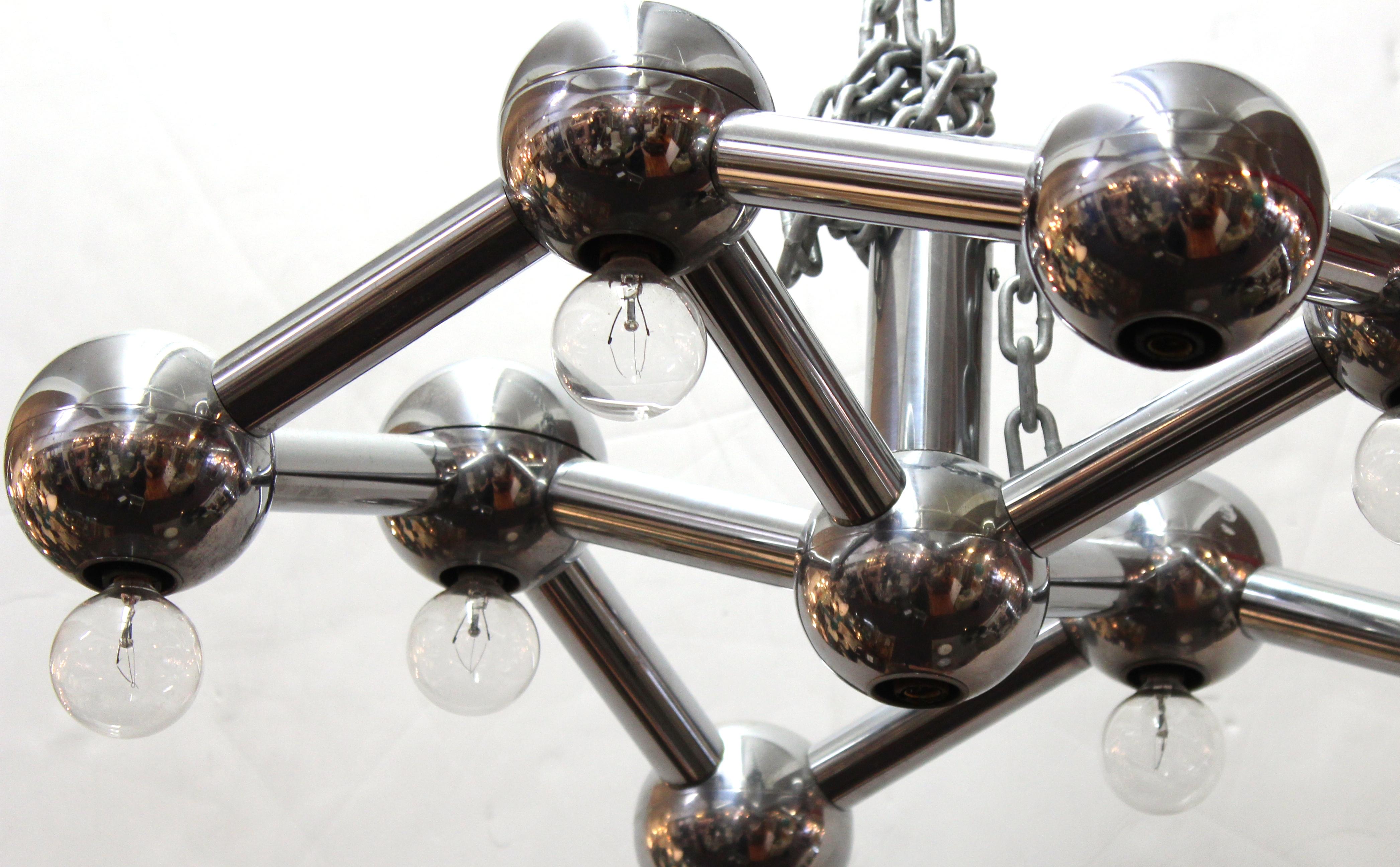 George Kovacs Molecular Style Chandelier in Chrome In Good Condition For Sale In New York, NY