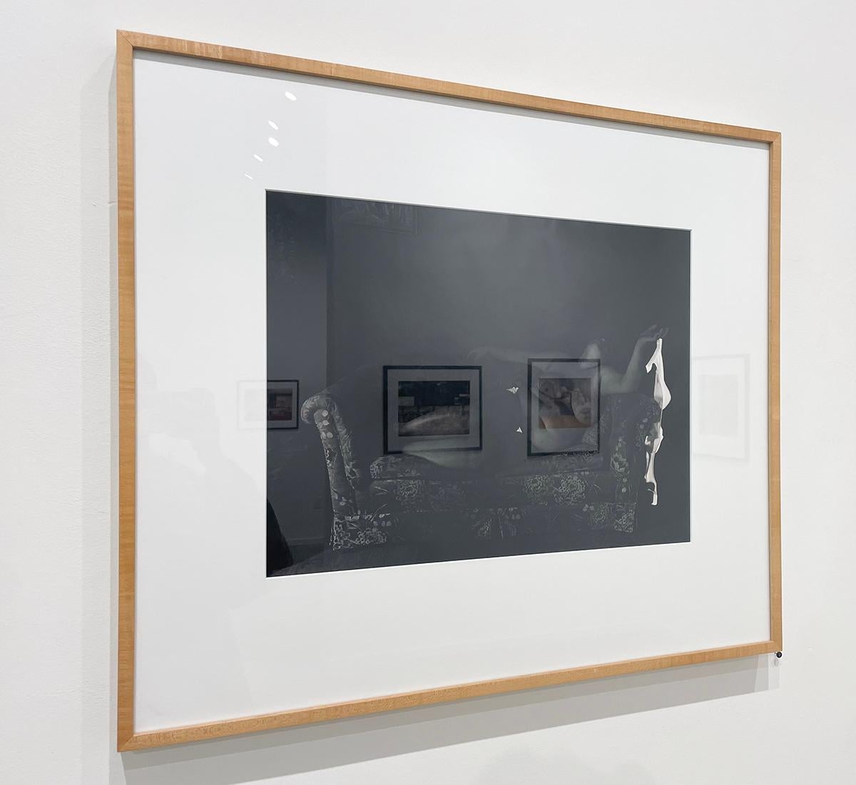 Weiße Dreiecke, Houston (Schwarz), Nude Photograph, von George Krause