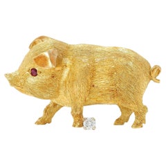 George Lederman 1960's Ruby Diamond 18 Karat Two-Tone Gold Vintage Pig Brooch