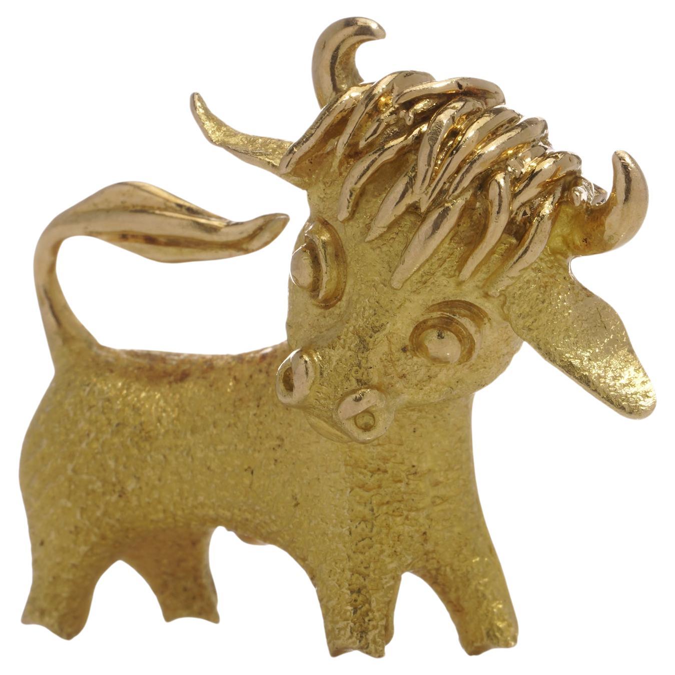 George Lederman vintage 18kt. yellow gold baby bull brooch. For Sale