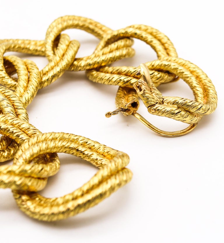 L'enfant 1960 Paris Double Paillette Twisted Bracelet Braided 18Kt Gold For Sale at 1stDibs