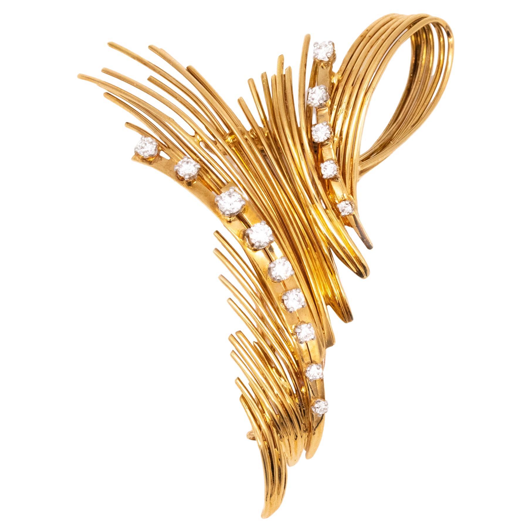 George L'Enfant 1960 Paris Retro Brooch in 18Kt Gold with 1.04 Ctw in Diamonds For Sale