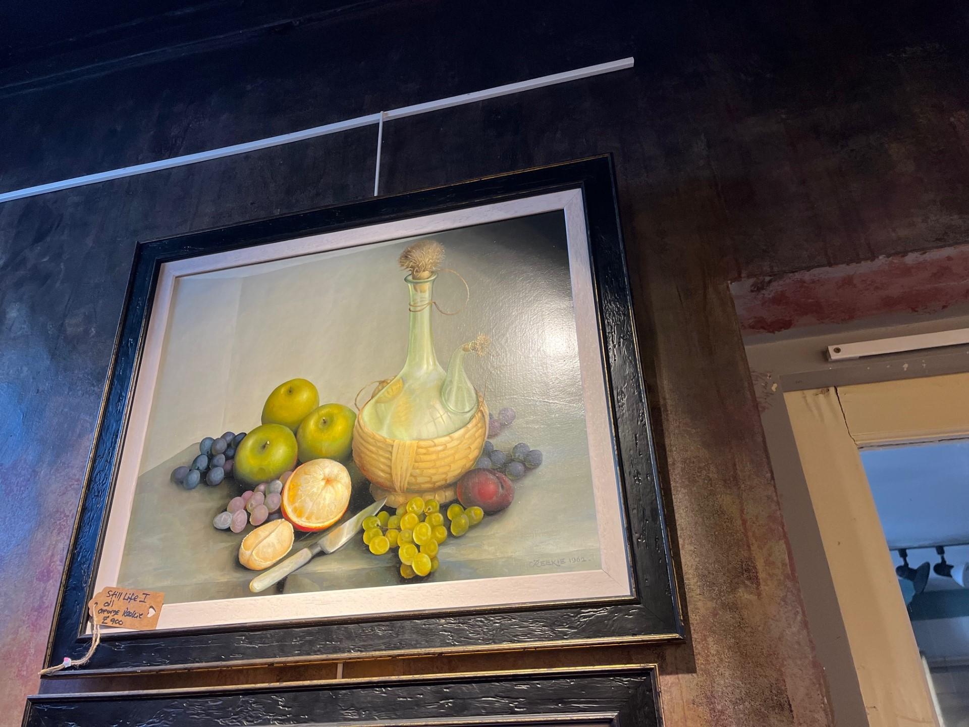 George Leslie Reekie Still-Life Painting – Stillleben von  various Früchte und Weinkaraffe Großes gerahmtes Ölgemälde