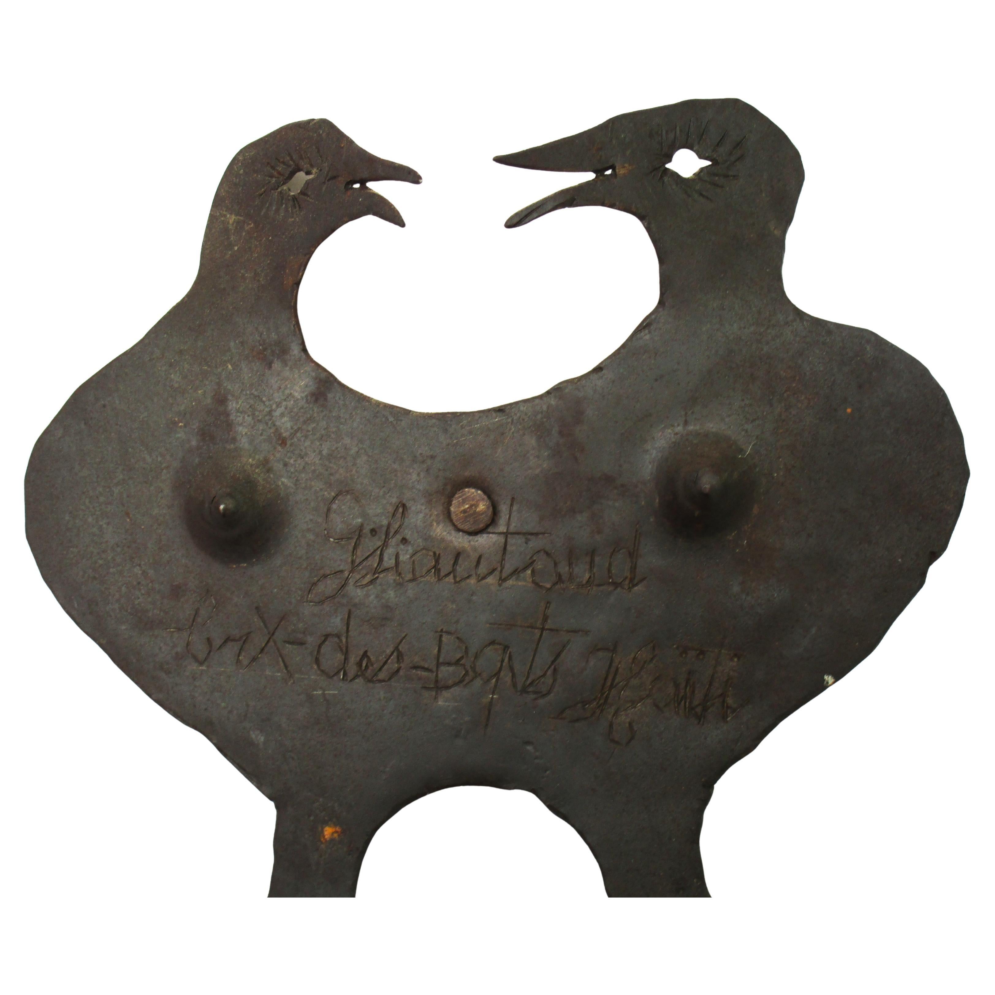 George Liautaud Haitian-Metallskulptur mit zwei Vögeln im Haitian-Schliff, ca. 1950 (Volkskunst)
