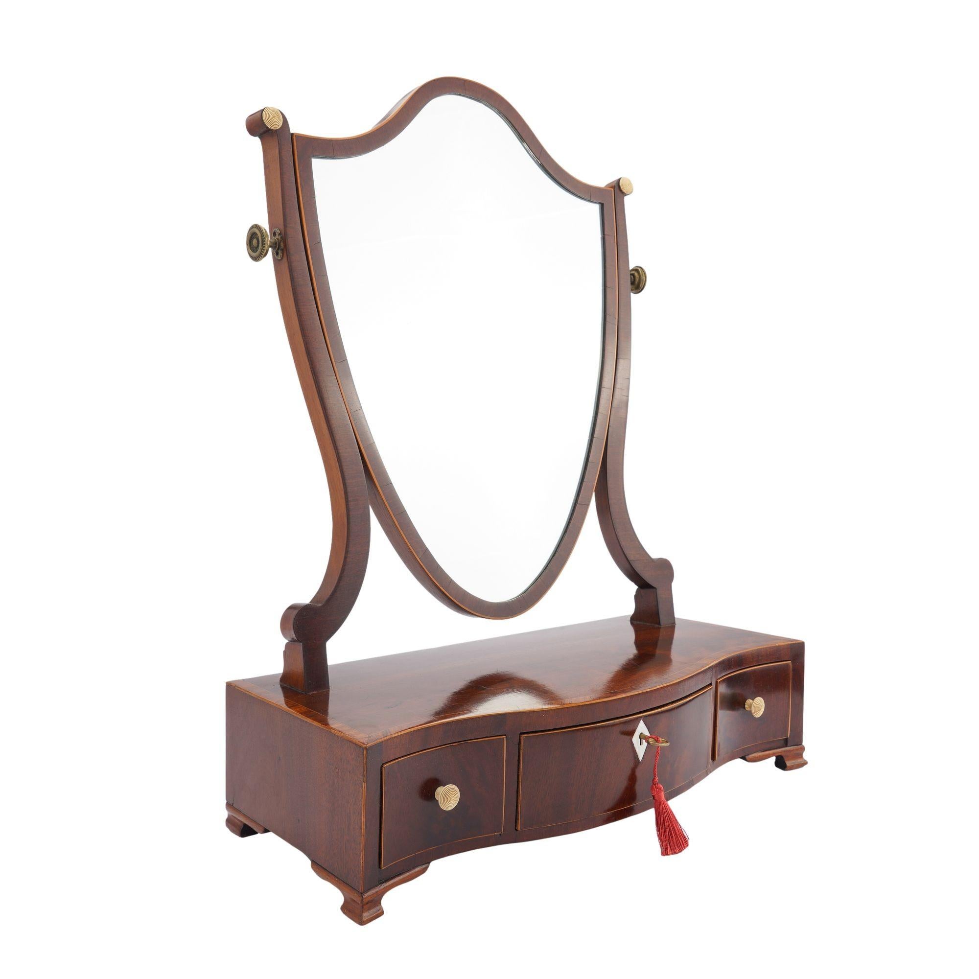 George lIl mahogany dressing mirror on a serpentine box stand, 1790 For Sale 1