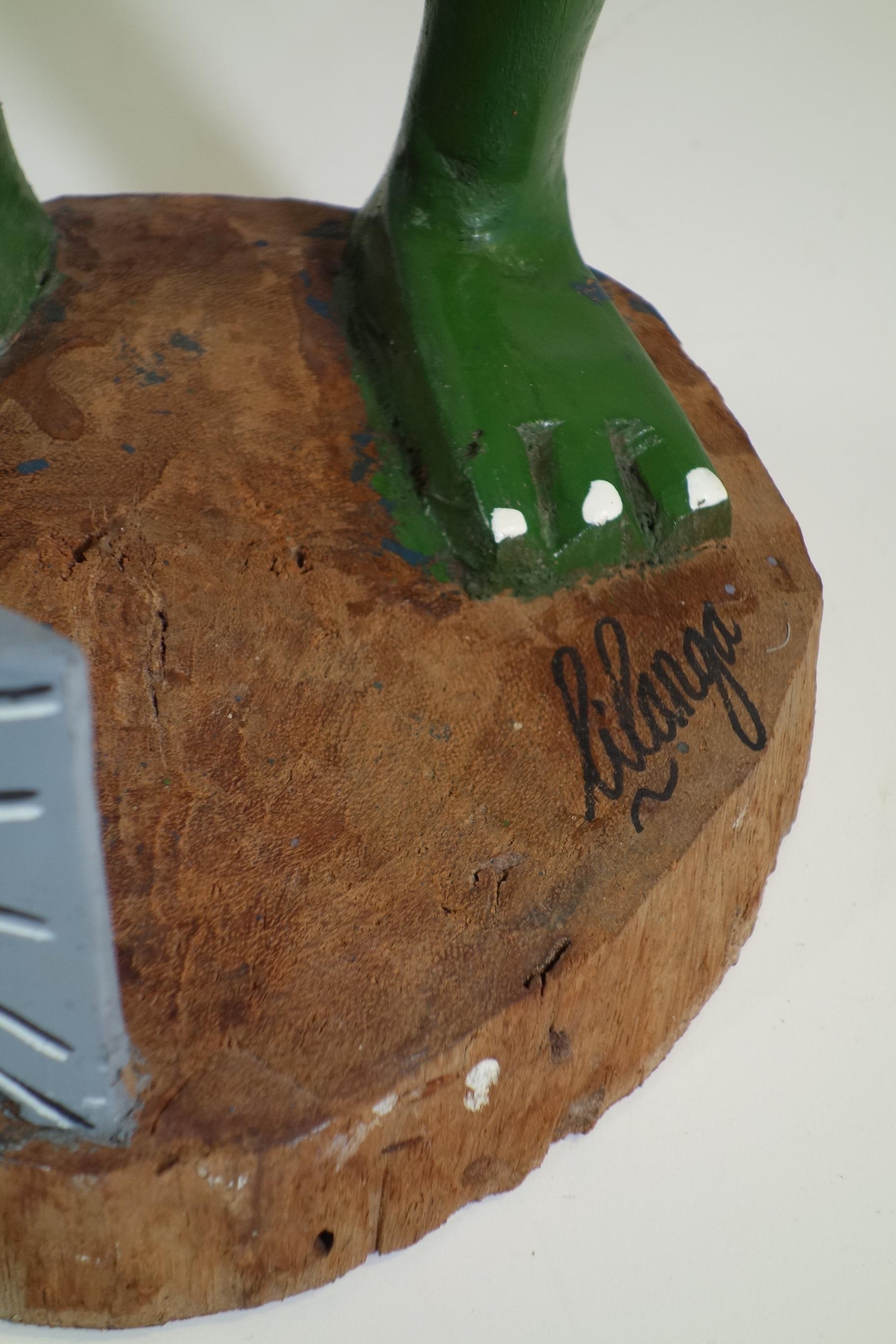 George Lilanga Afrikanische Kunst Grüne Figur Holz-Emaille-Skulptur (Zeitgenössisch) im Angebot