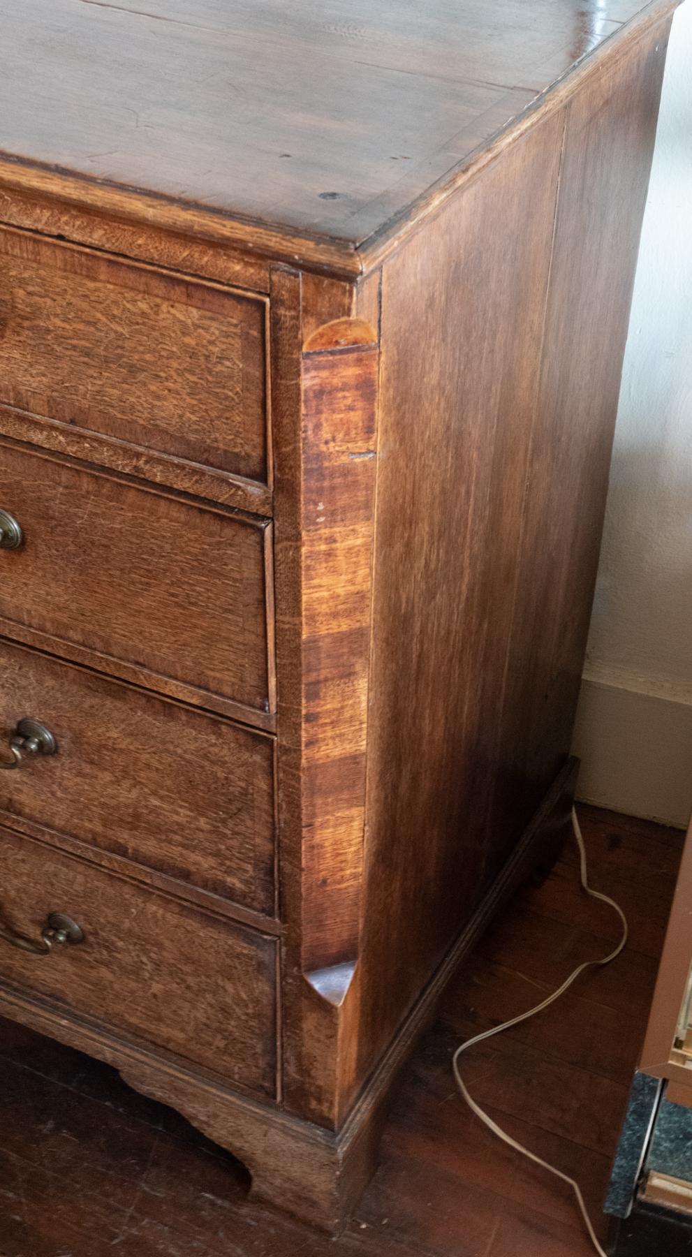 Cross-Banded George III / Chippendale Oak Chest of Drawers For Sale