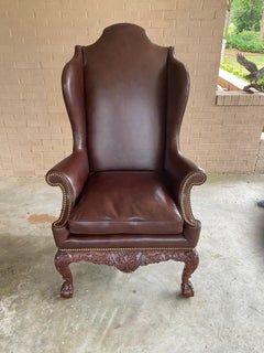 fauteuil à oreilles en cuir