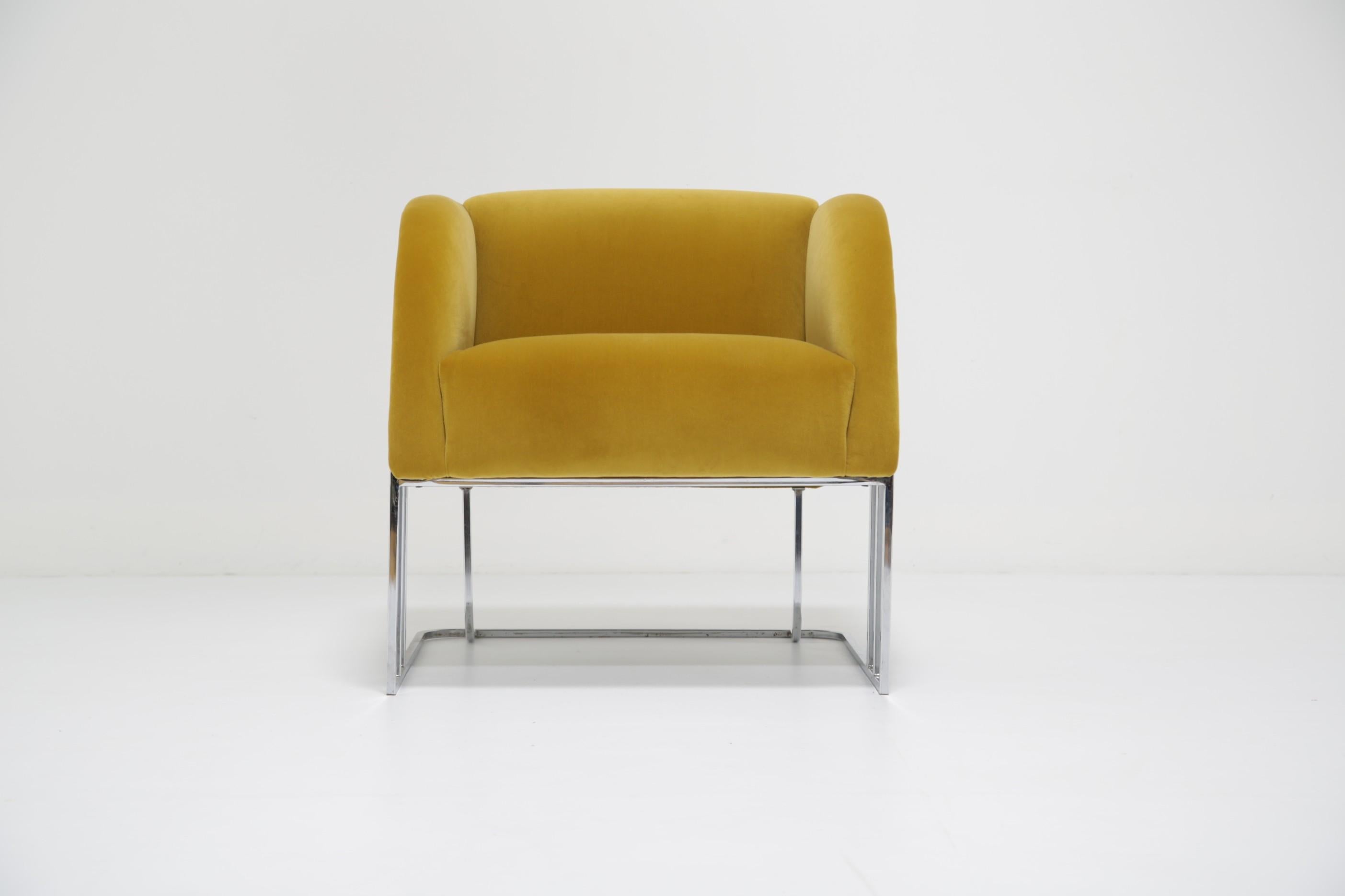 Si vous lisez ceci, je suis sûr que nous sommes d'accord pour dire qu'il s'agit d'une chaise simple mais étonnante, alors laissez-nous vous dire le peu que nous savons à son sujet. Il s'agit d'une chaise longue des années 1970 conçue par George