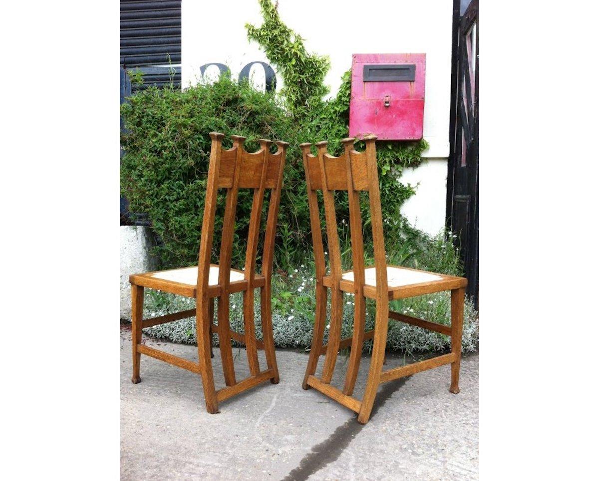 English George Montague Ellwood, Made by J S Henry, a Pair of Matching Oak Dining Chairs For Sale