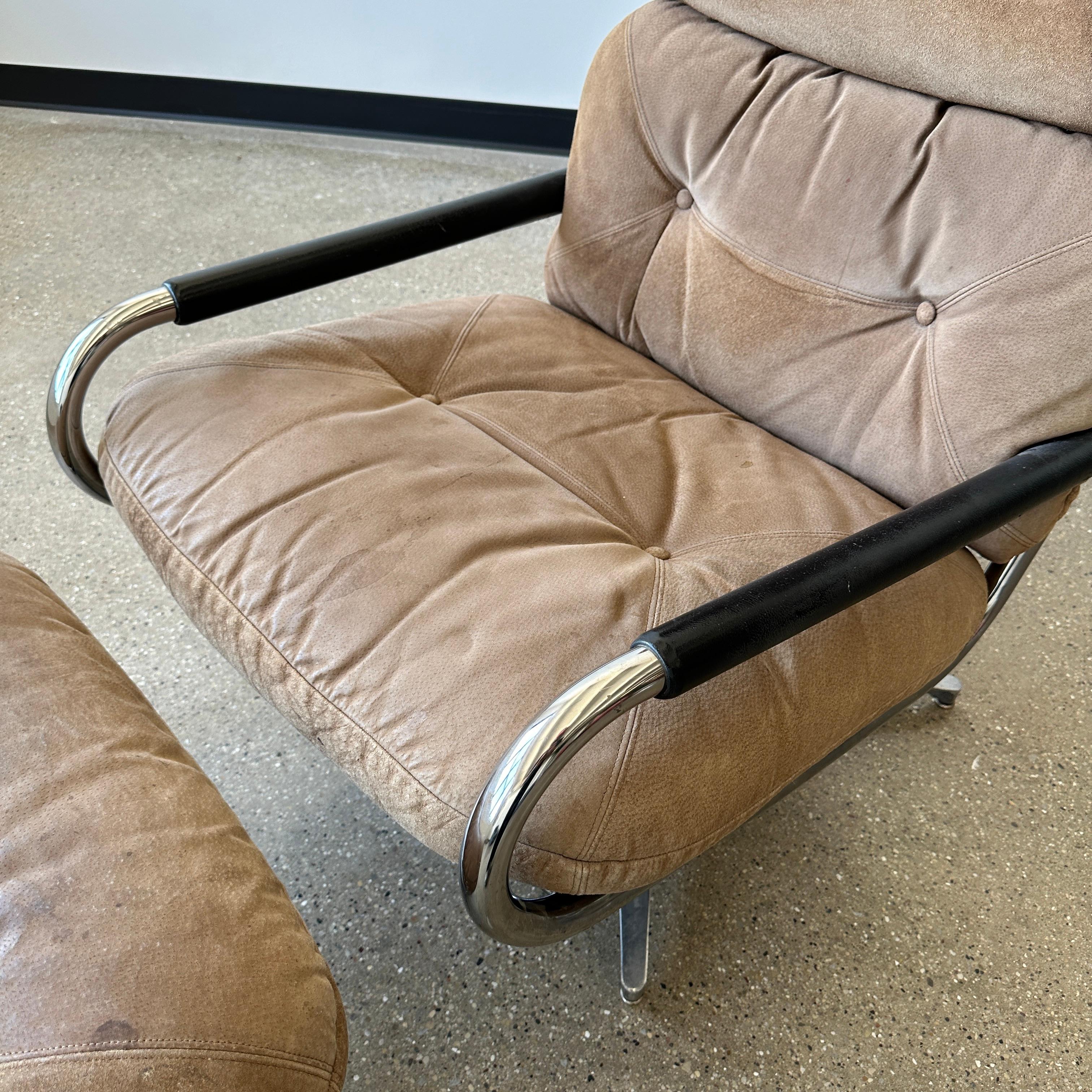Mid-Century Modern George Mulhauser Chair & Ottoman for Directional For Sale