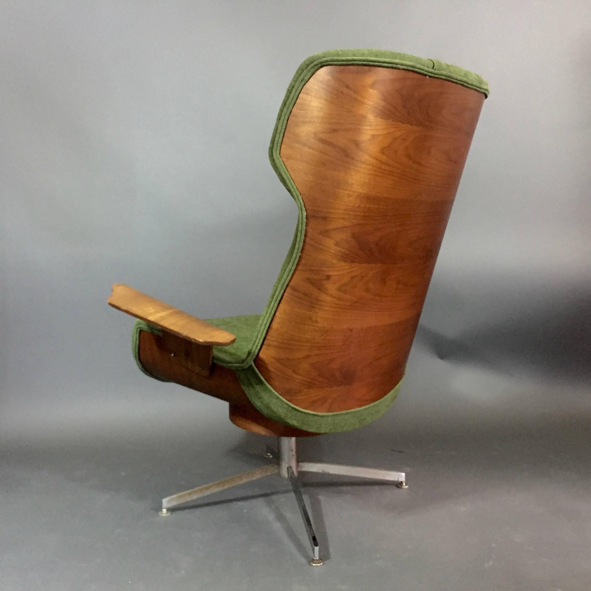 George Mulhauser for Plycraft Lounge Chair and Ottoman, 1970 For Sale 1