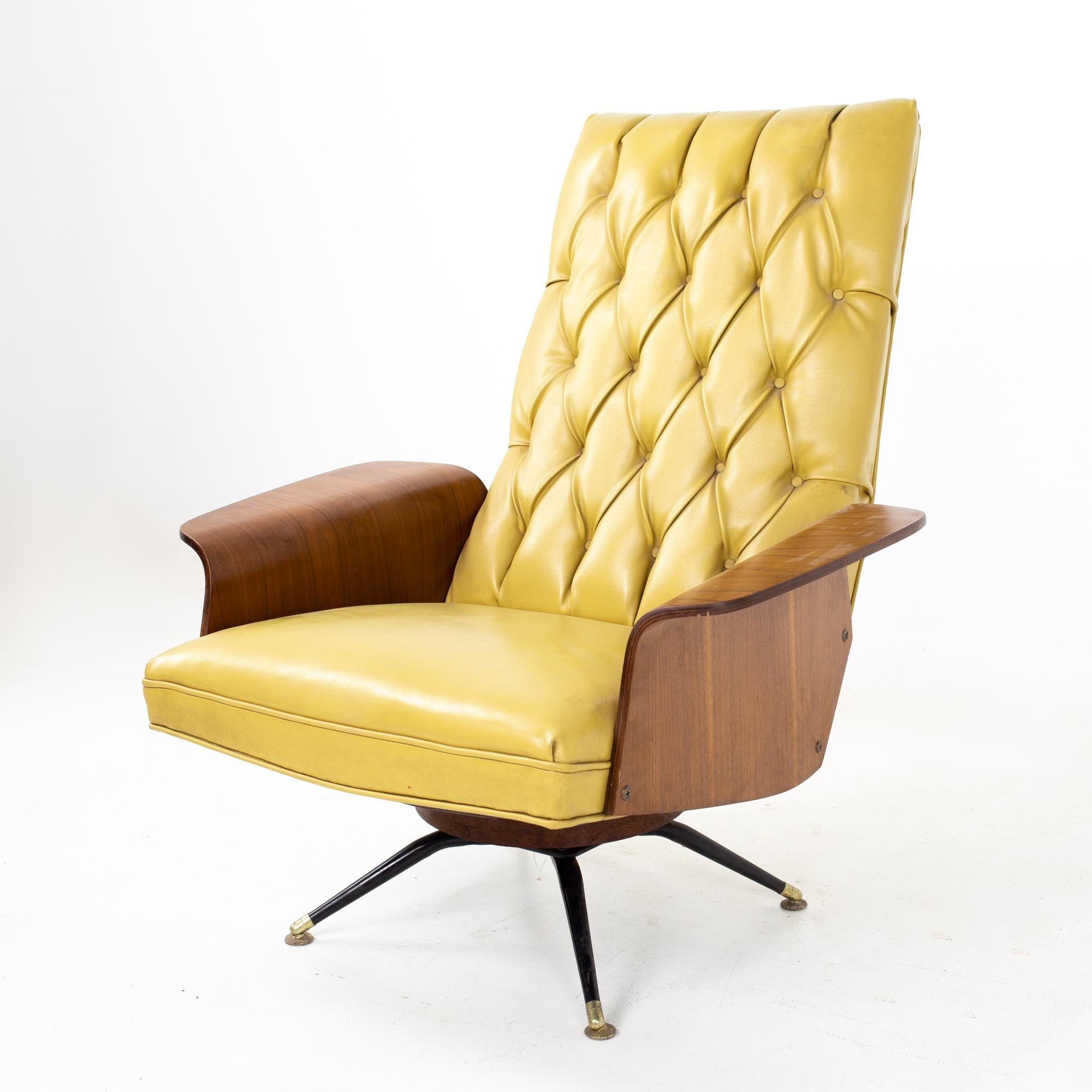 George Mulhauser for Plycraft Mister chair style mid century lounge chair
Chair measures: 32.5 wide x 33.5 deep x 39 high, with a seat height of 14.75 inches

All pieces of furniture can be had in what we call restored vintage condition. That