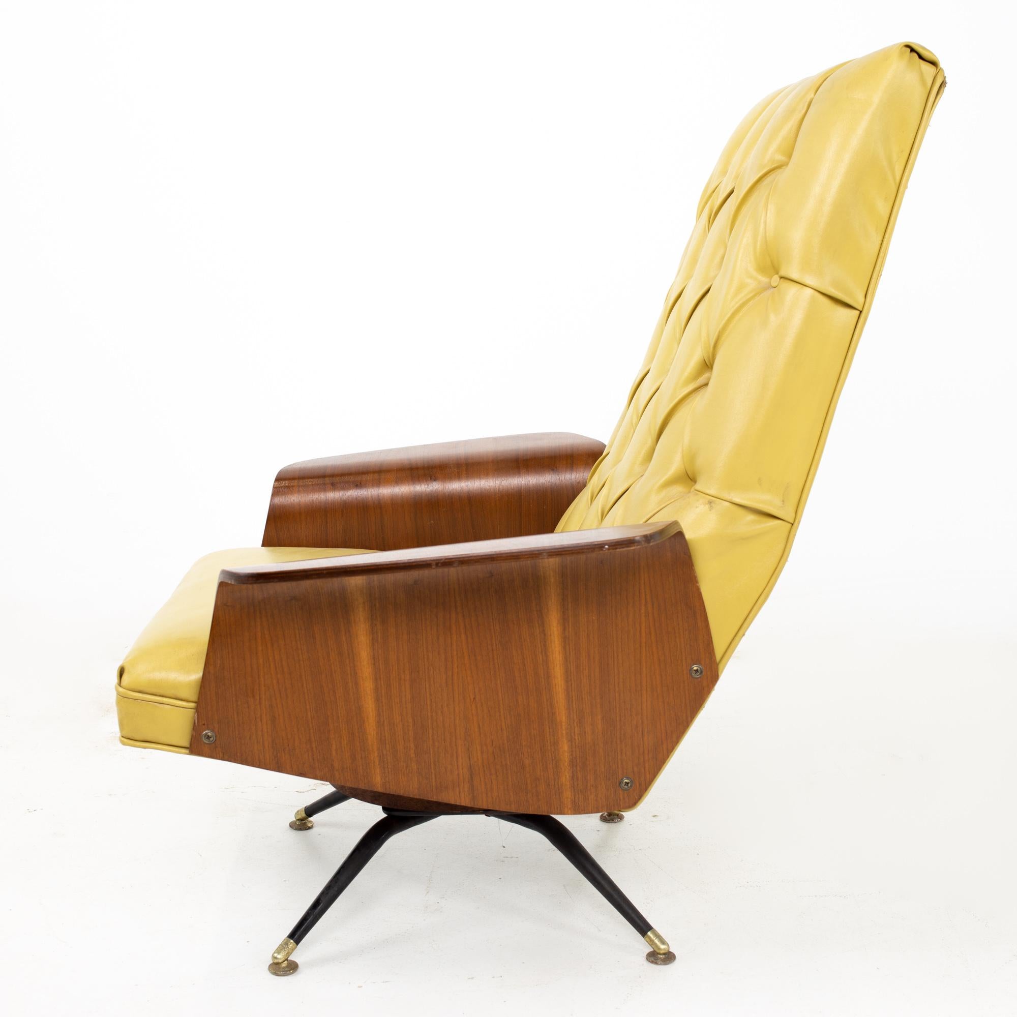 American George Mulhauser for Plycraft Mister Chair Style Mid Century Lounge Chair