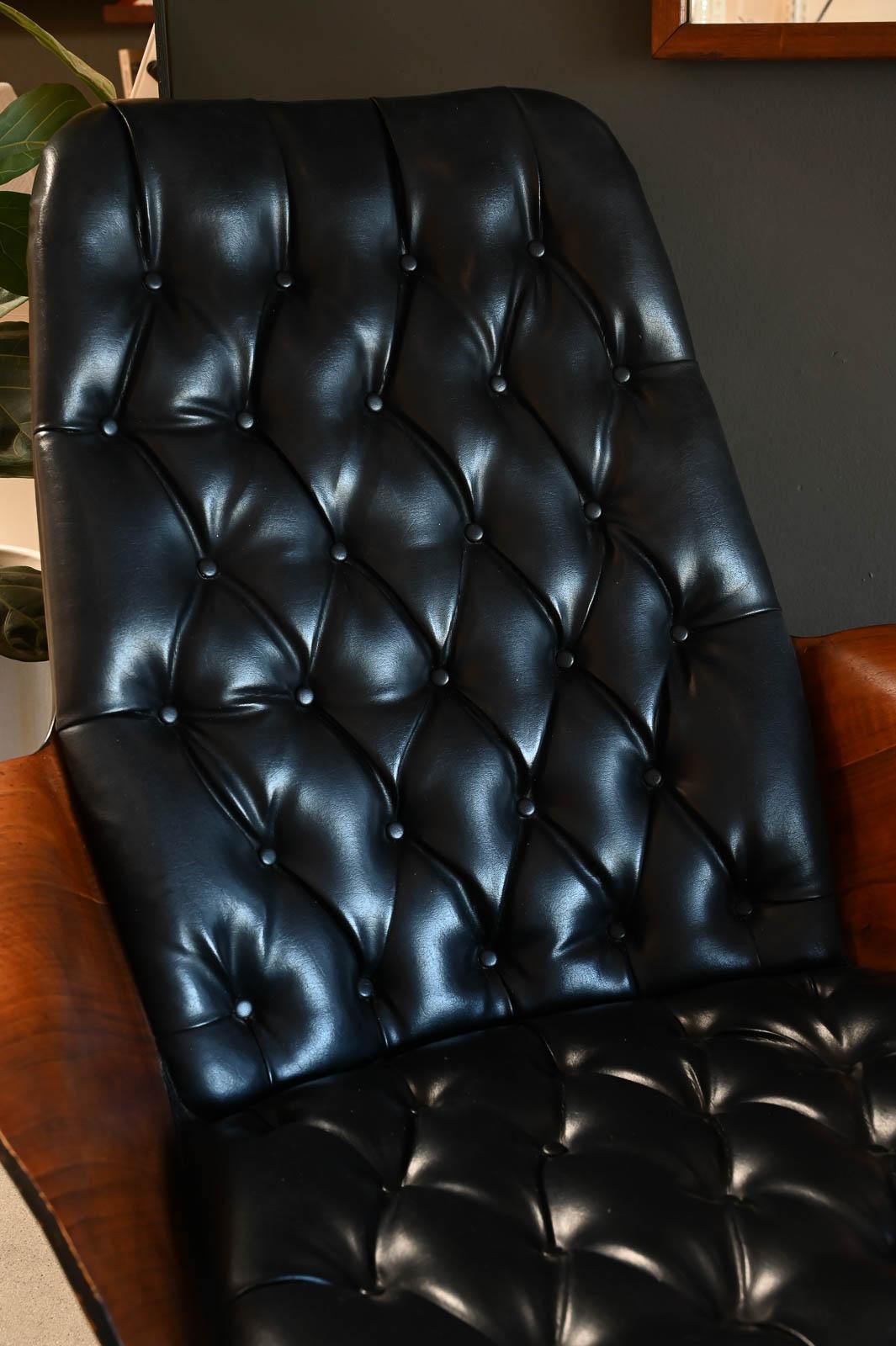 George Mulhauser for Plycraft Mr. Chair & Ottoman, ca. 1970 6
