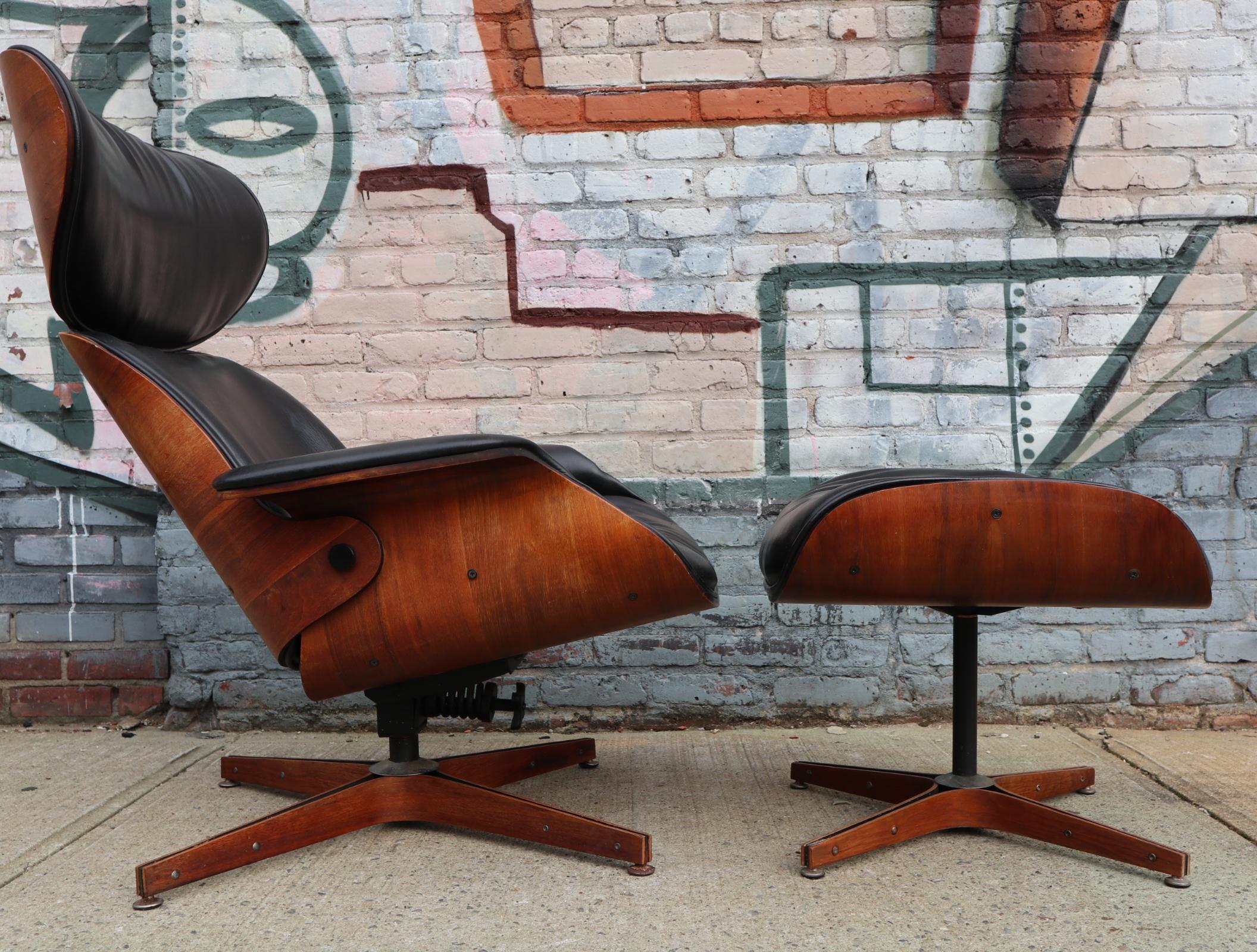 Mid-Century Modern Stunning George Mulhauser “Mr. Chair” and ottoman for Plycraft