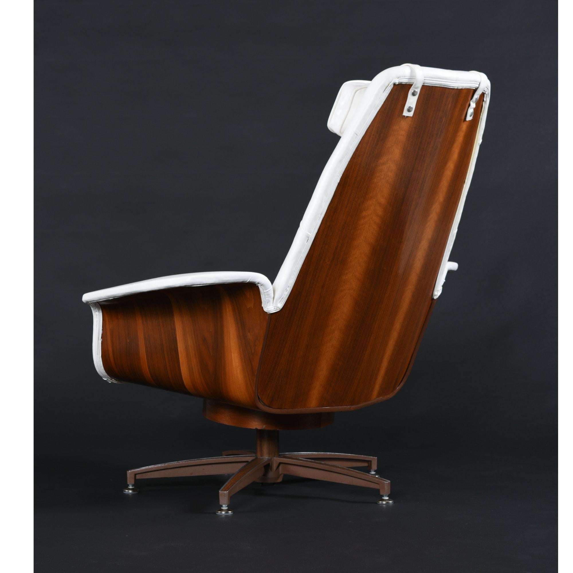 George Mulhauser Mr. Chair & Ottoman by Plycraft 10
