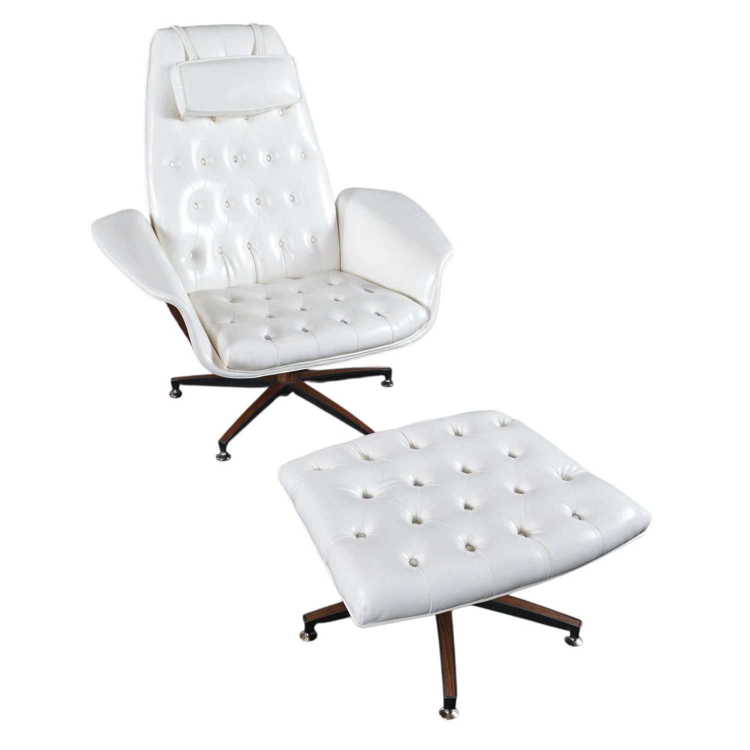Mid-Century Modern George Mulhauser Mr. Chair & Ottoman by Plycraft For Sale