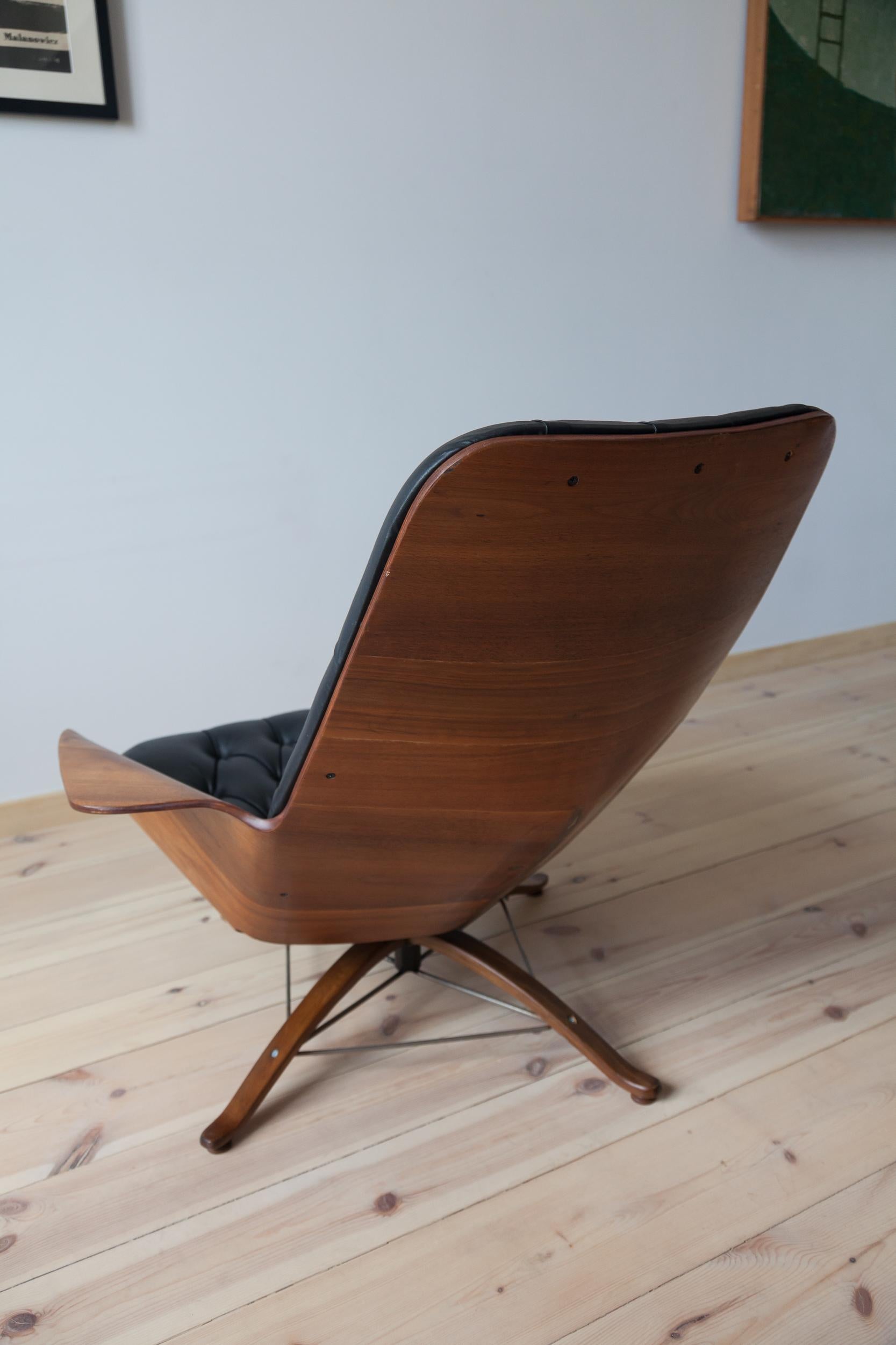 George Mulhauser Mr. Chair with ottoman, United States, 1960 In Fair Condition For Sale In Berlin, DE
