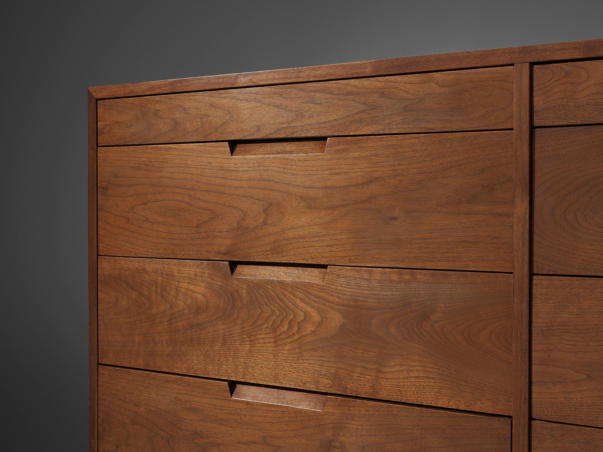 George Nakashima a 'Born Together' pair of Chests of Drawers in Walnut,  1955 In Good Condition In Waalwijk, NL
