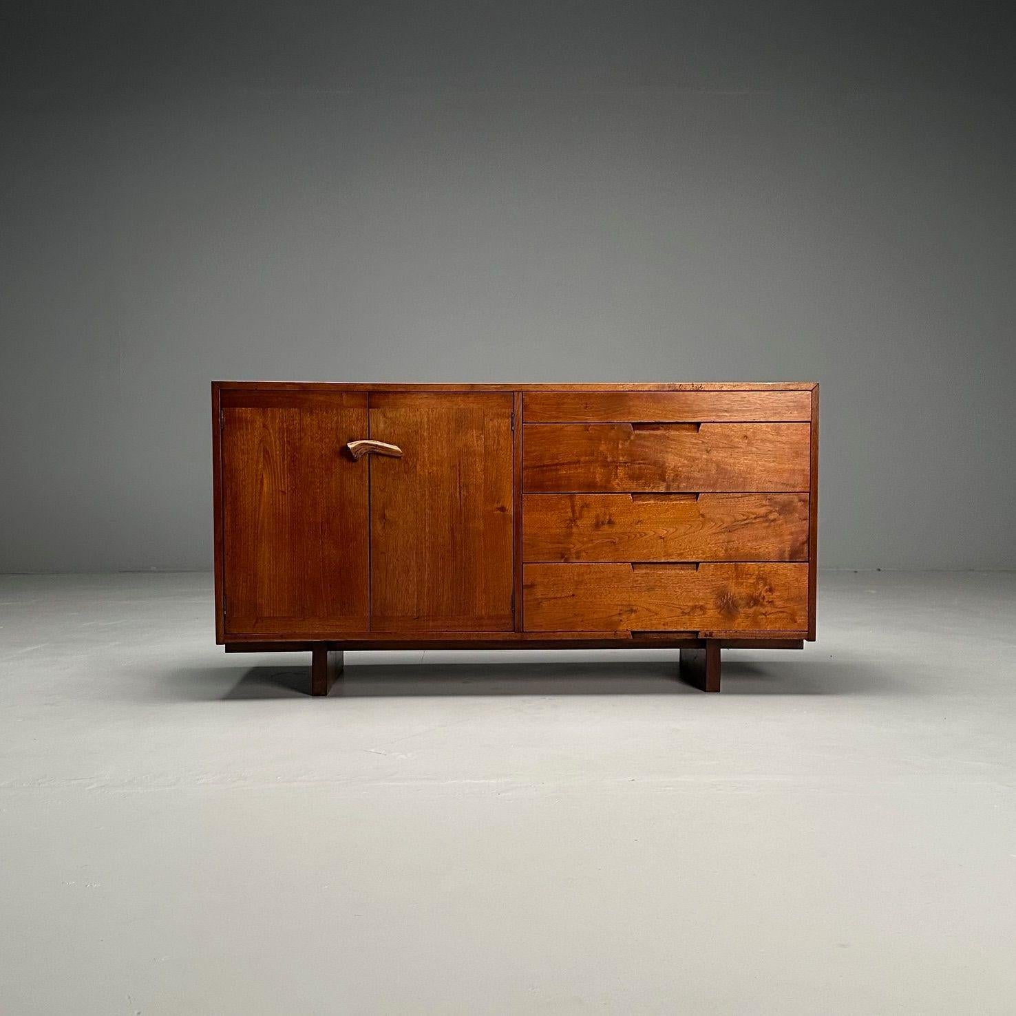 Américain George Nakashima, American Studio, moderne du milieu du siècle dernier, meuble de rangement rare, États-Unis, 1953 en vente