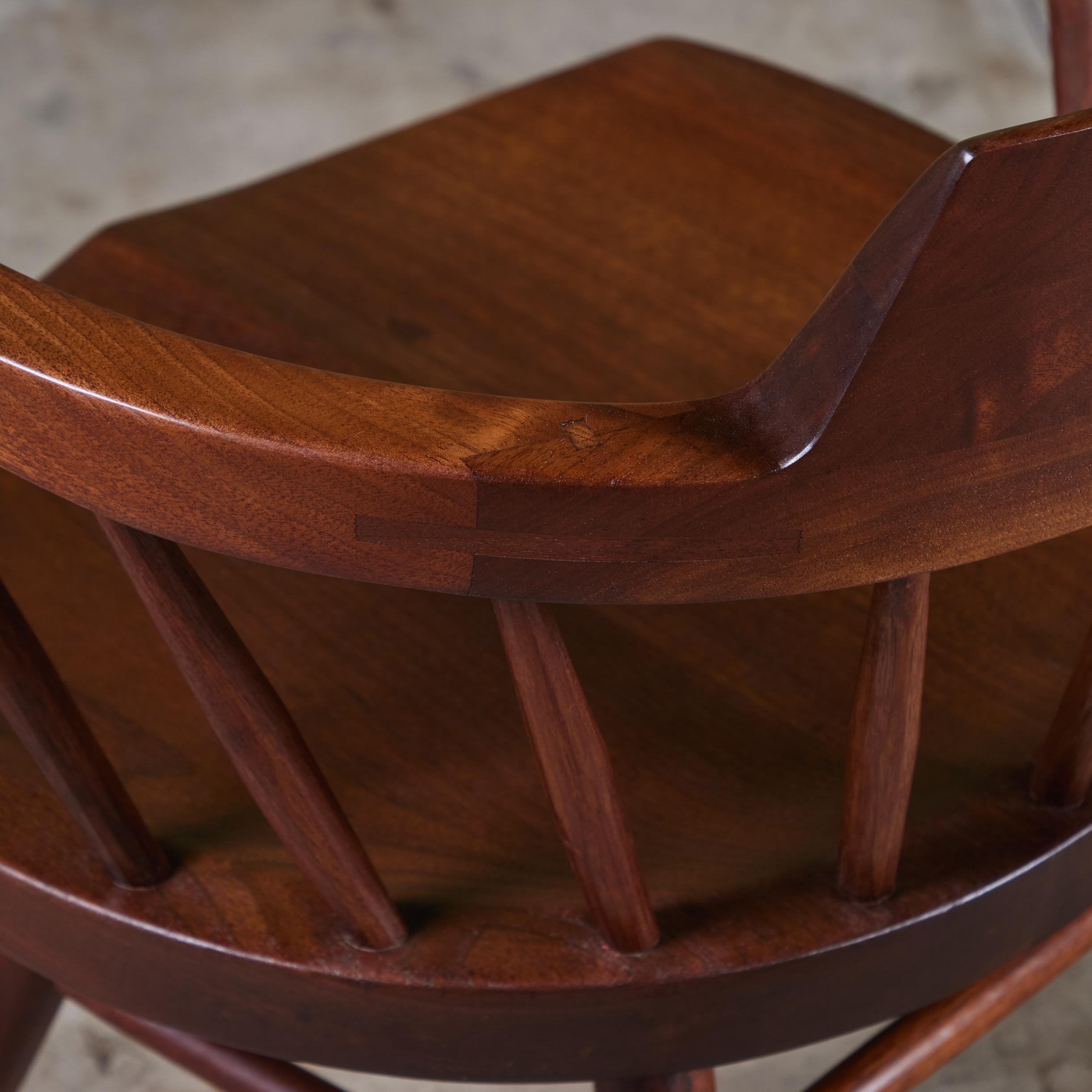 Chaise de capitaine en noyer noir George Nakashima 4