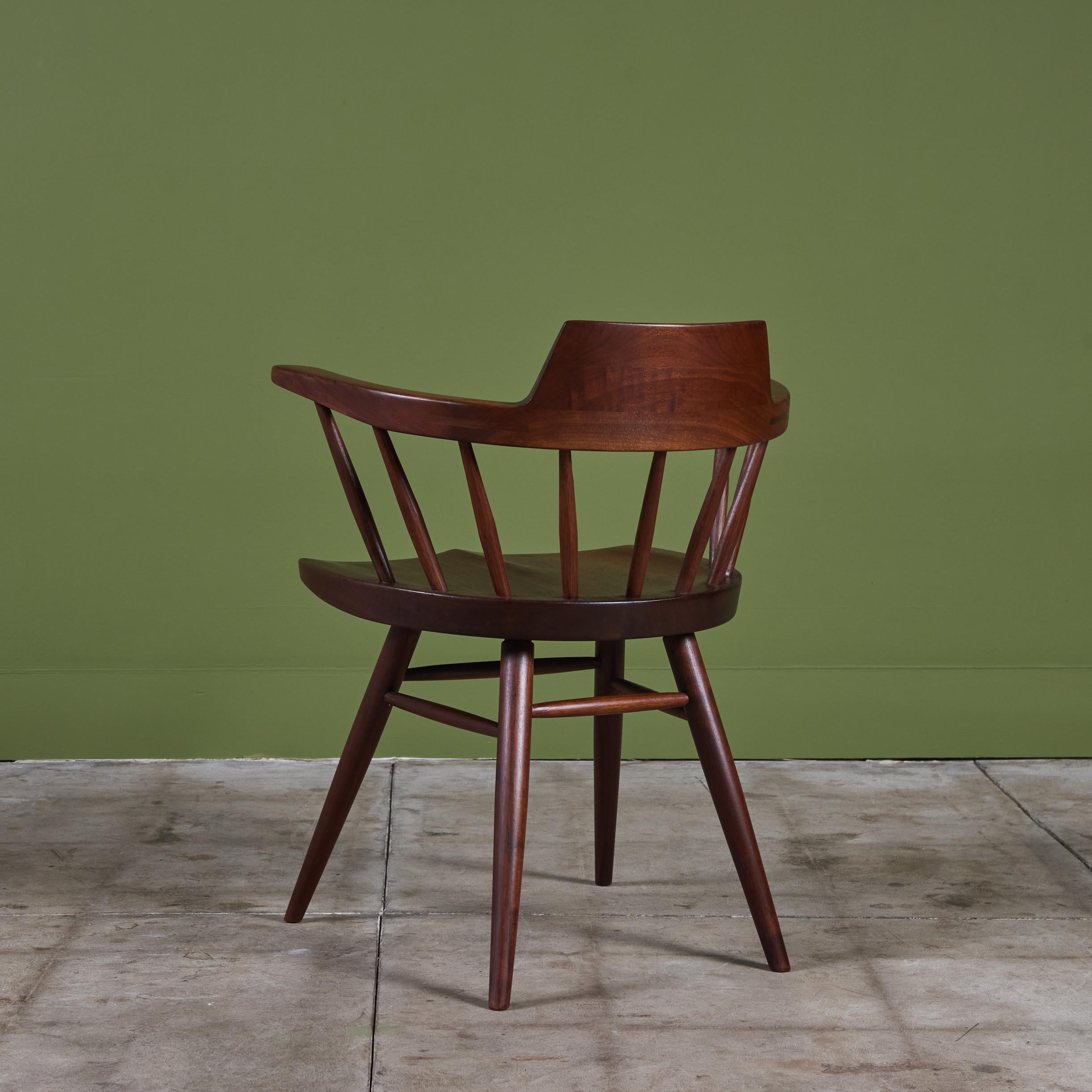 20ième siècle Chaise de capitaine en noyer noir George Nakashima