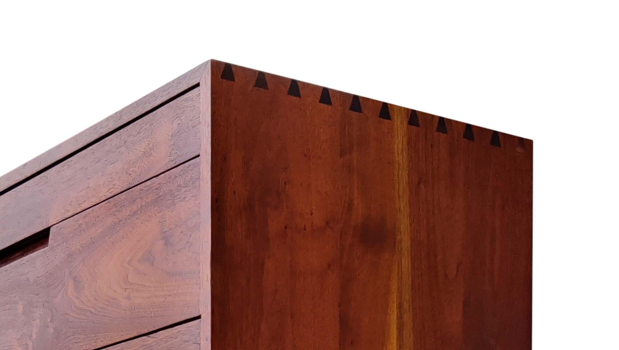 George Nakashima Black Walnut Chest of Drawers with Dovetail Joinery, USA 1960s 3