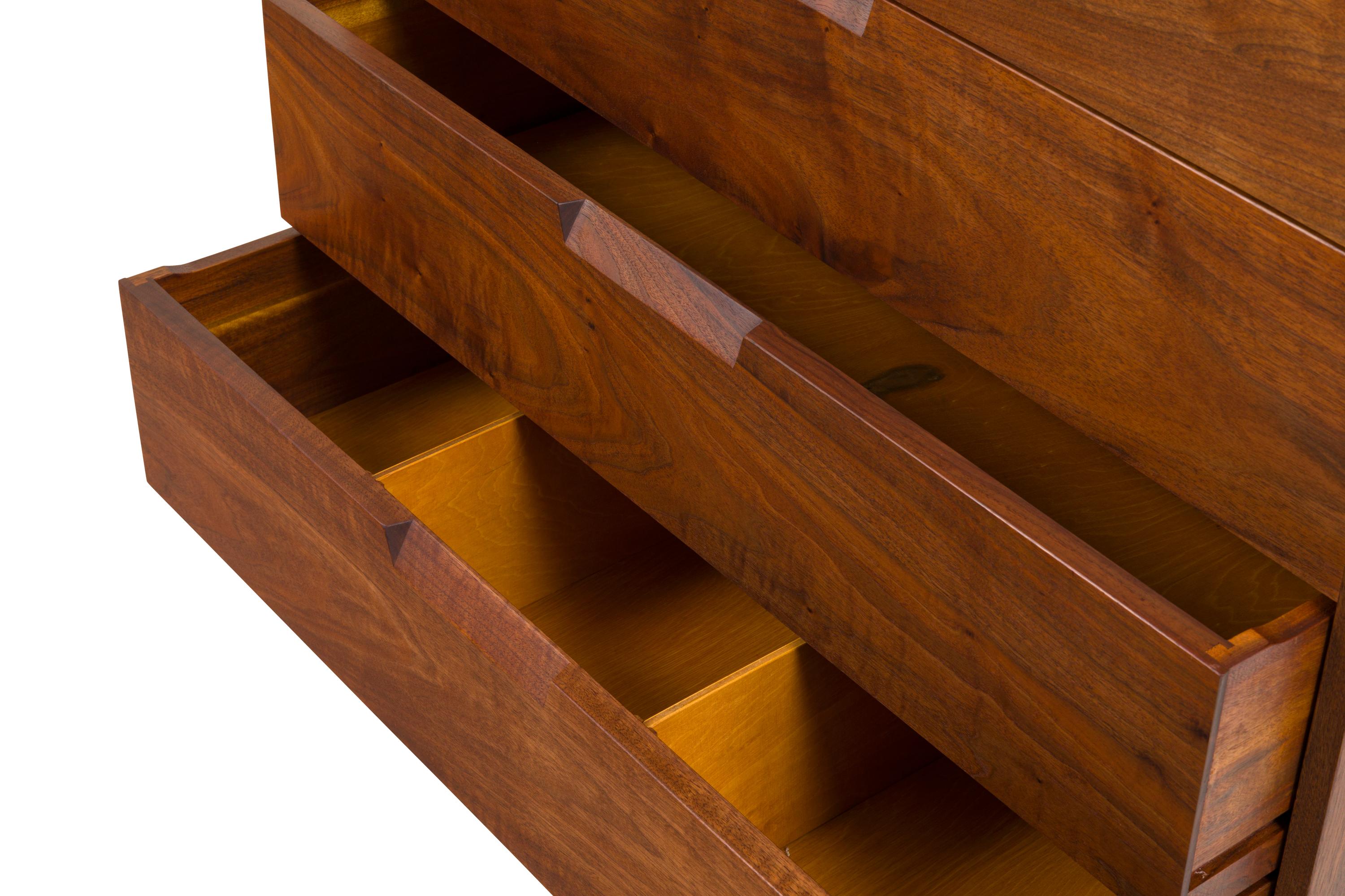 George Nakashima Black Walnut Chest of Drawers with Dovetail Joinery, USA 1960s 2