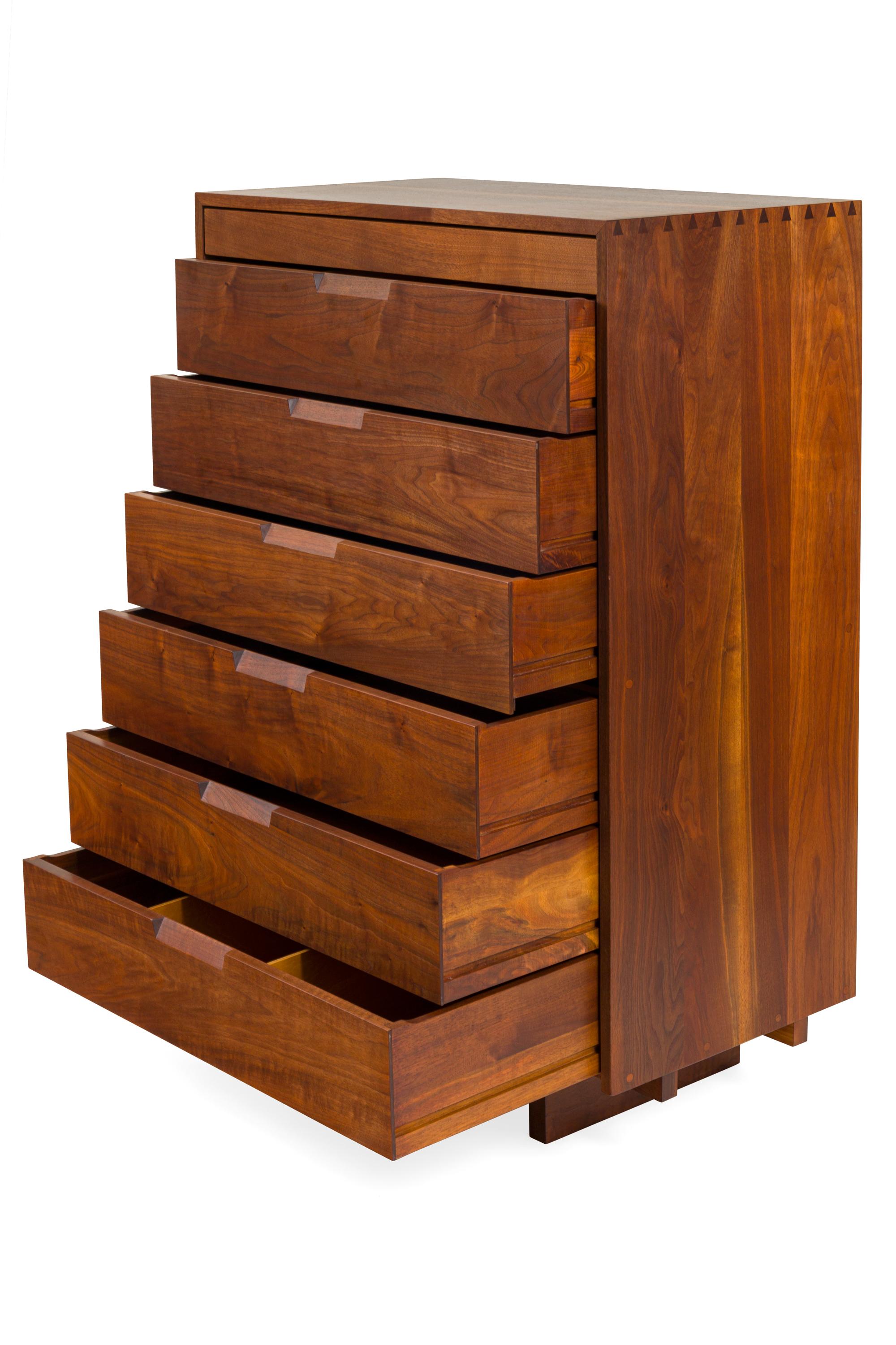 Mid-20th Century George Nakashima Black Walnut Chest of Drawers with Dovetail Joinery, USA 1960s