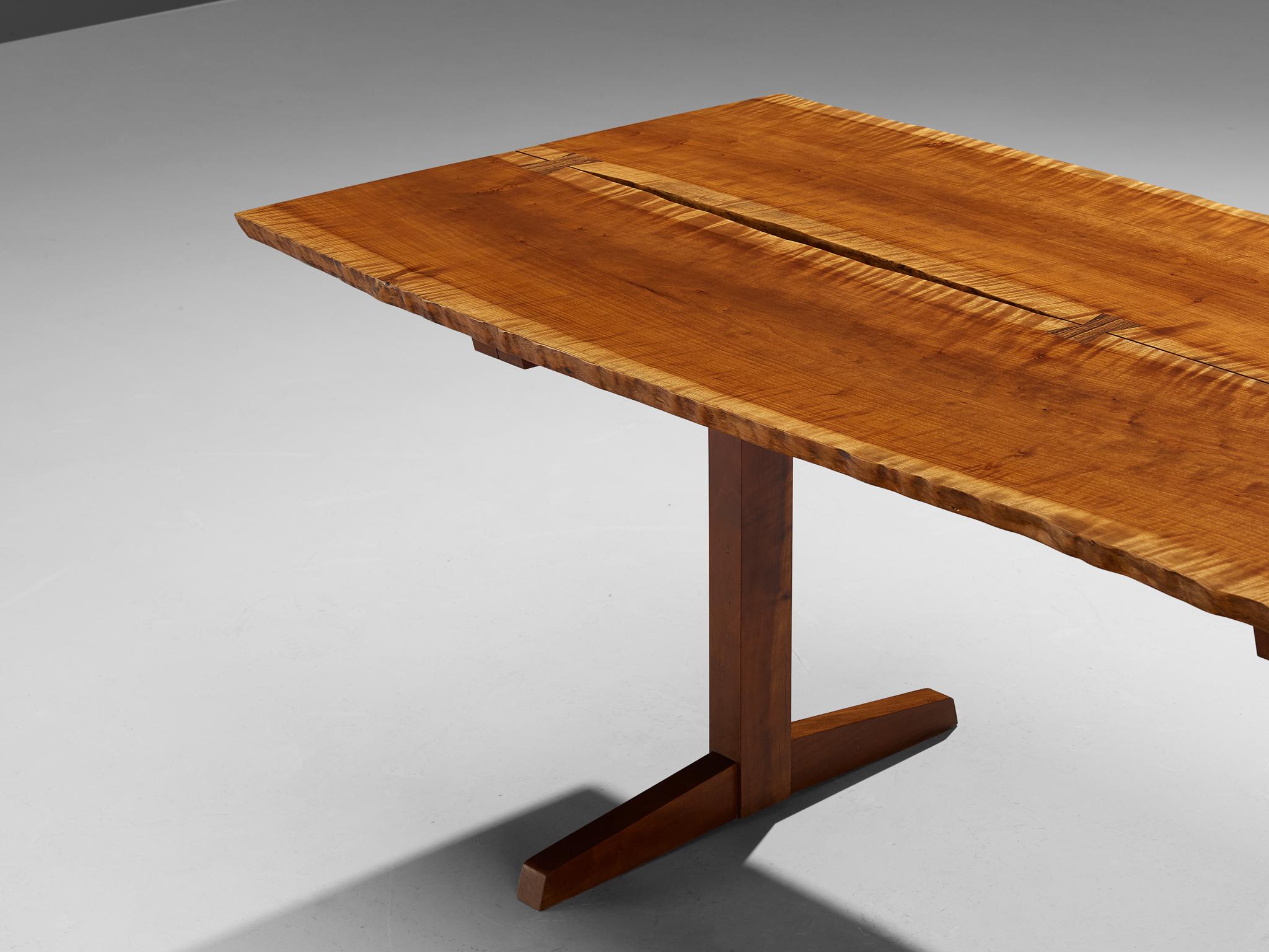 George Nakashima Esstisch in Bootsform auf Böcken im Angebot 2