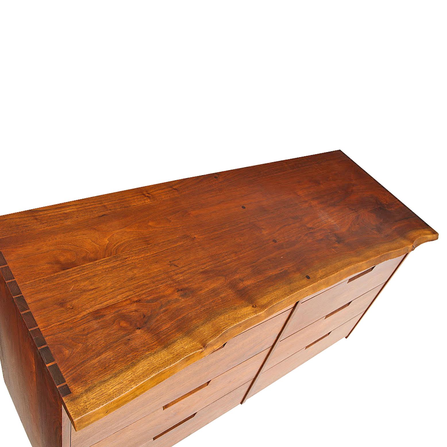 American Craftsman George Nakashima Chest of Drawer in Walnut Nakashima Studio