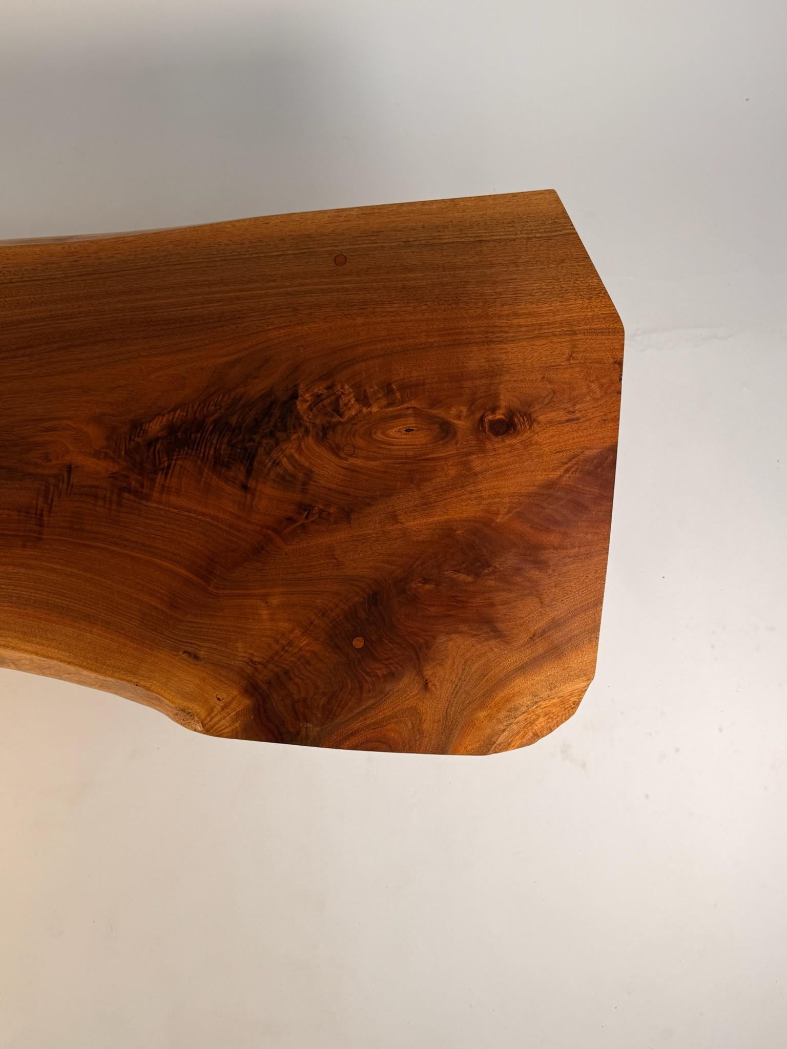 George Nakashima Conoid Coffee Table – English Walnut with Rosewood Butterfly For Sale 2