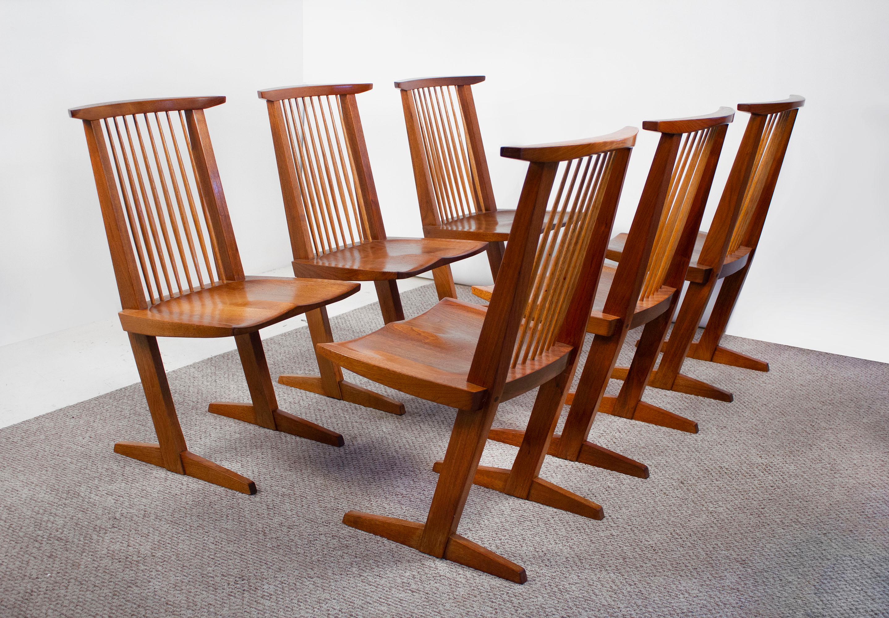 George Nakashima Conoid Dining Set in Sap Walnut with Free Form Edges & 6 Chairs 9