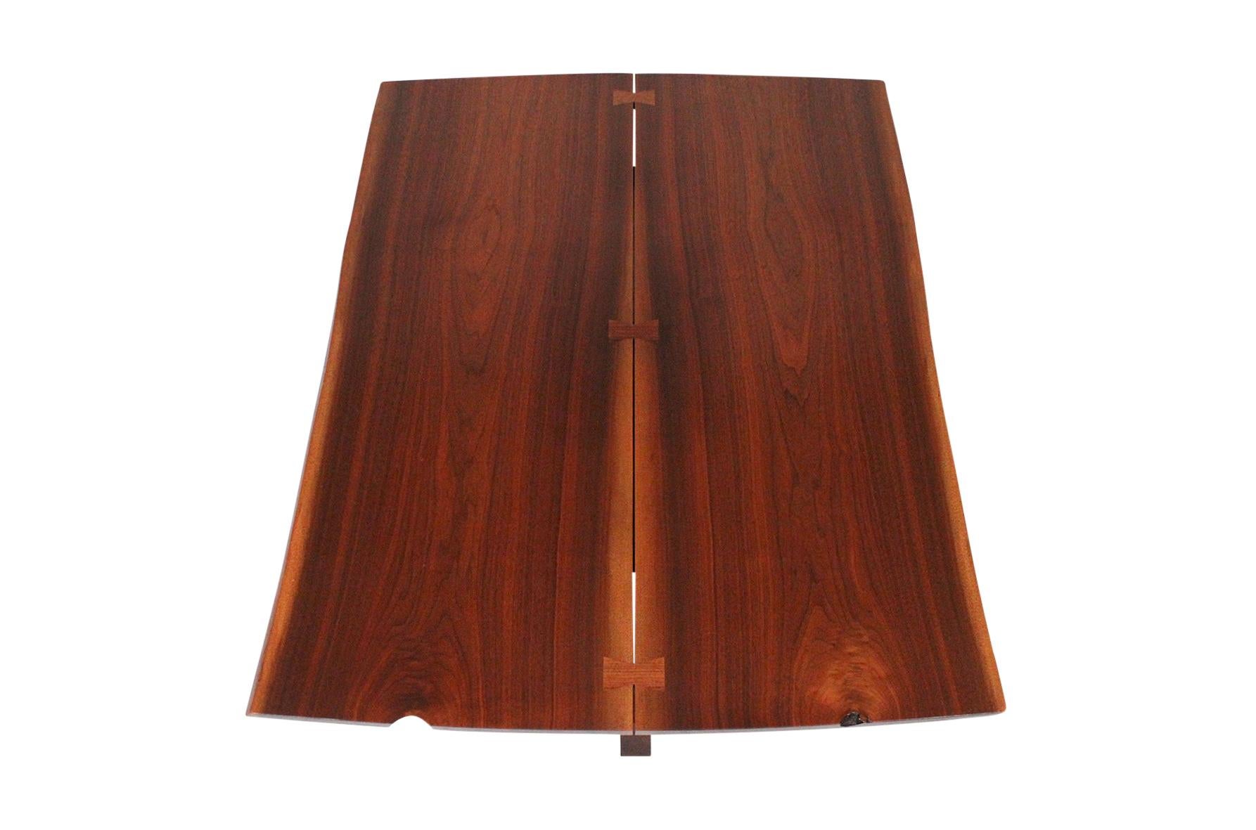 conoid dining table