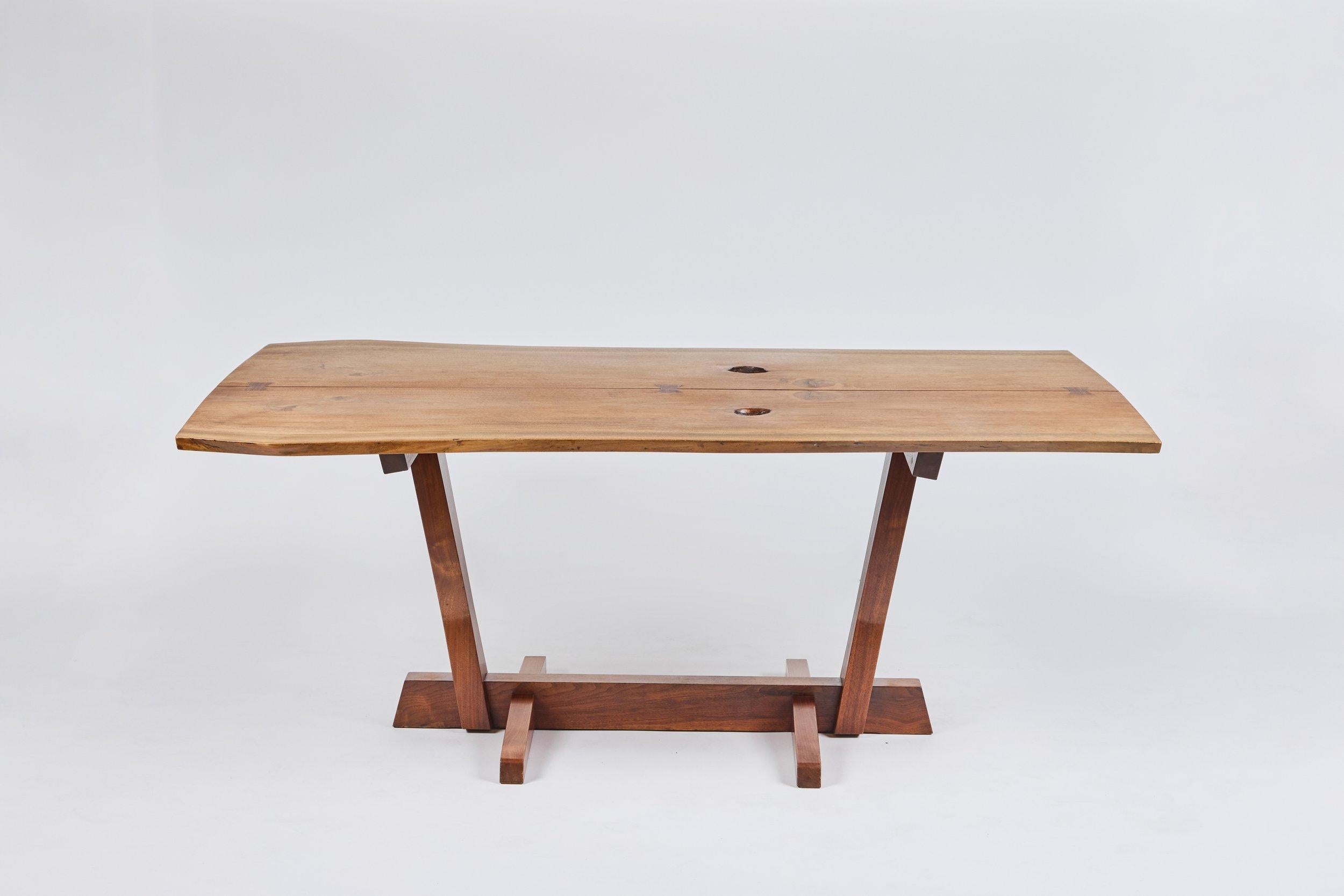 Américain Table conoid George Nakashima en vente