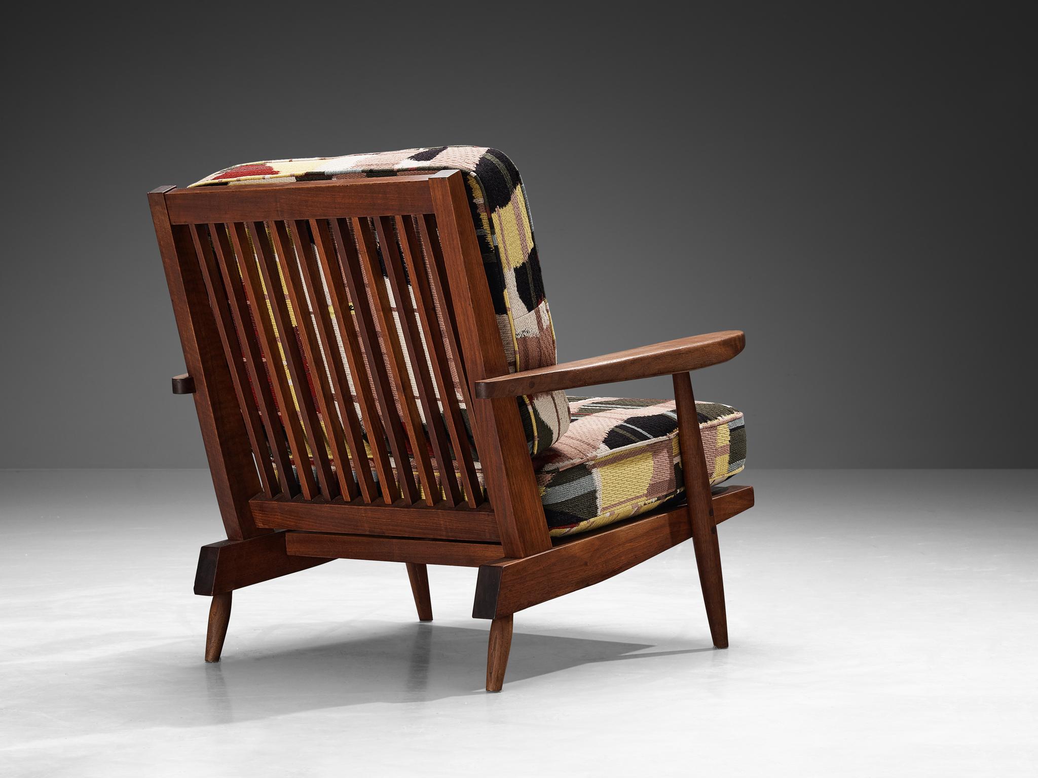 Milieu du XXe siècle George Nakashima - Chaise longue et ottoman en noyer avec dossier en forme de coussin  en vente