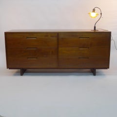 George Nakashima, Cassettiera doppia, noce nero americano, 1955