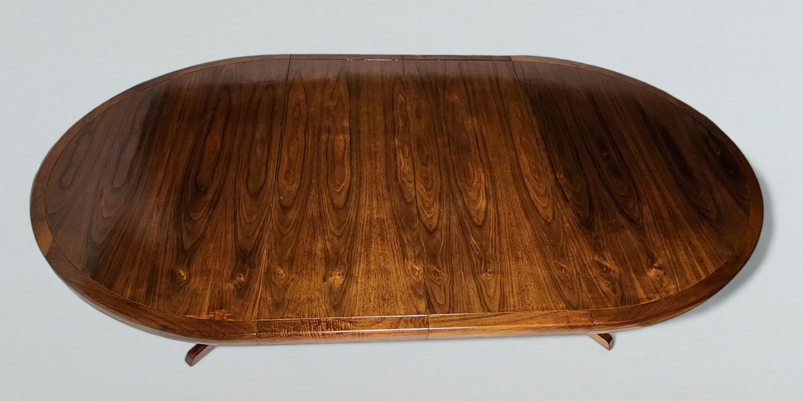 Ausziehbarer Esstisch aus Nussbaumholz Modell 277 von George Nakashima für Widdicomb, 1959 (Mitte des 20. Jahrhunderts) im Angebot
