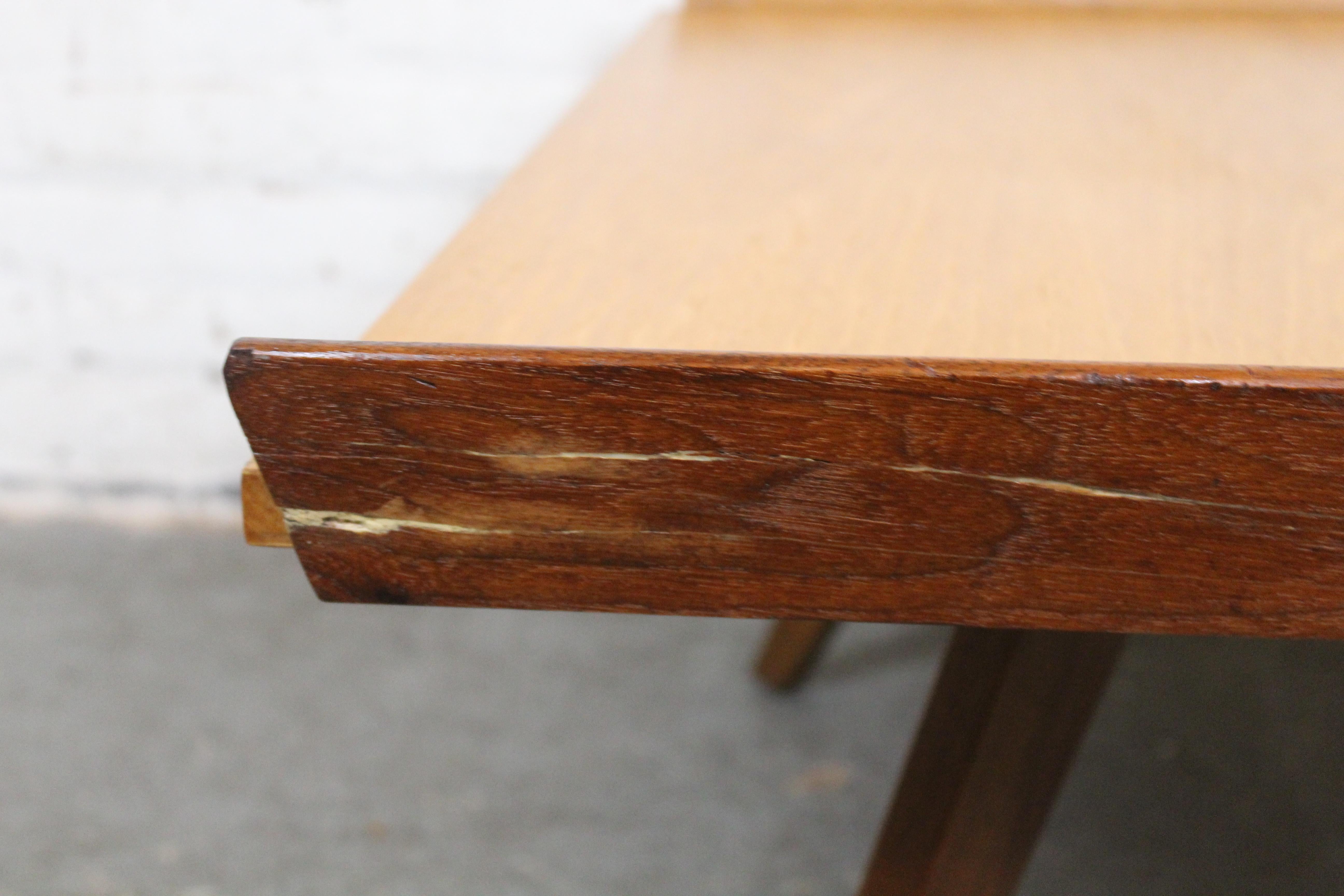 Table à pieds évasés George Nakashima pour Knoll Studio en vente 6