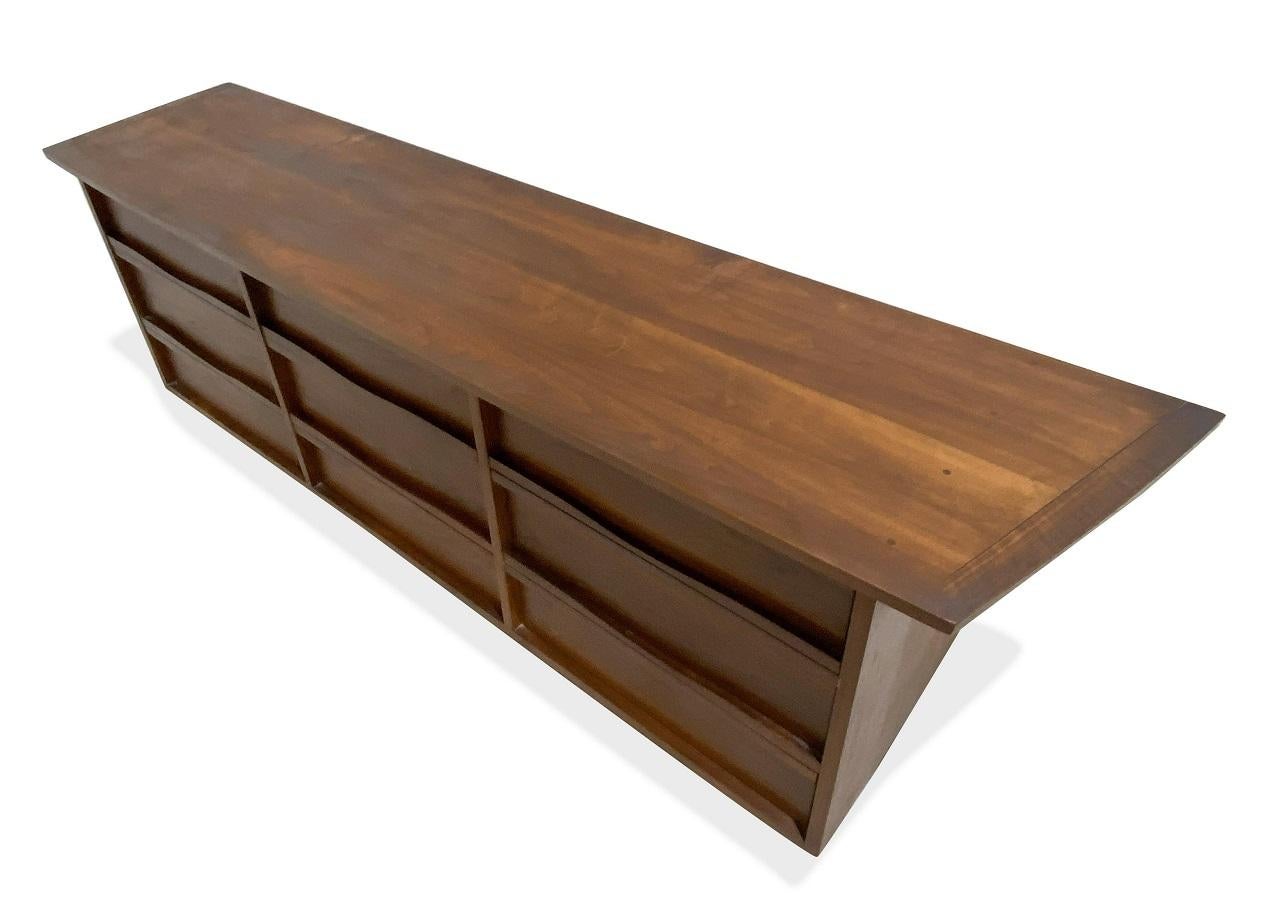 George Nakashima for Widdicomb Dresser In Good Condition In New York, NY